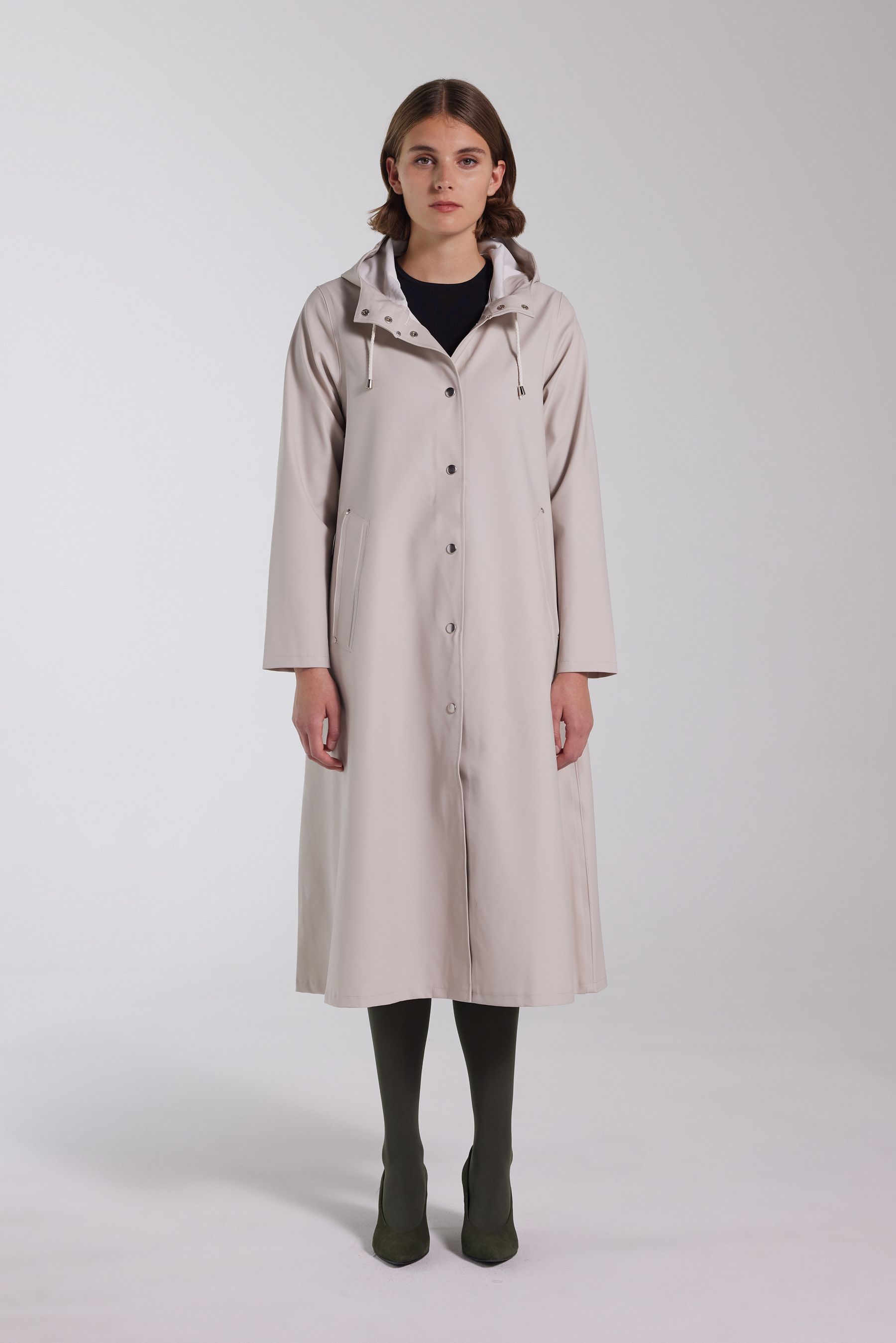 stutterheim mosebacke long raincoat light sand women jackets raincoats