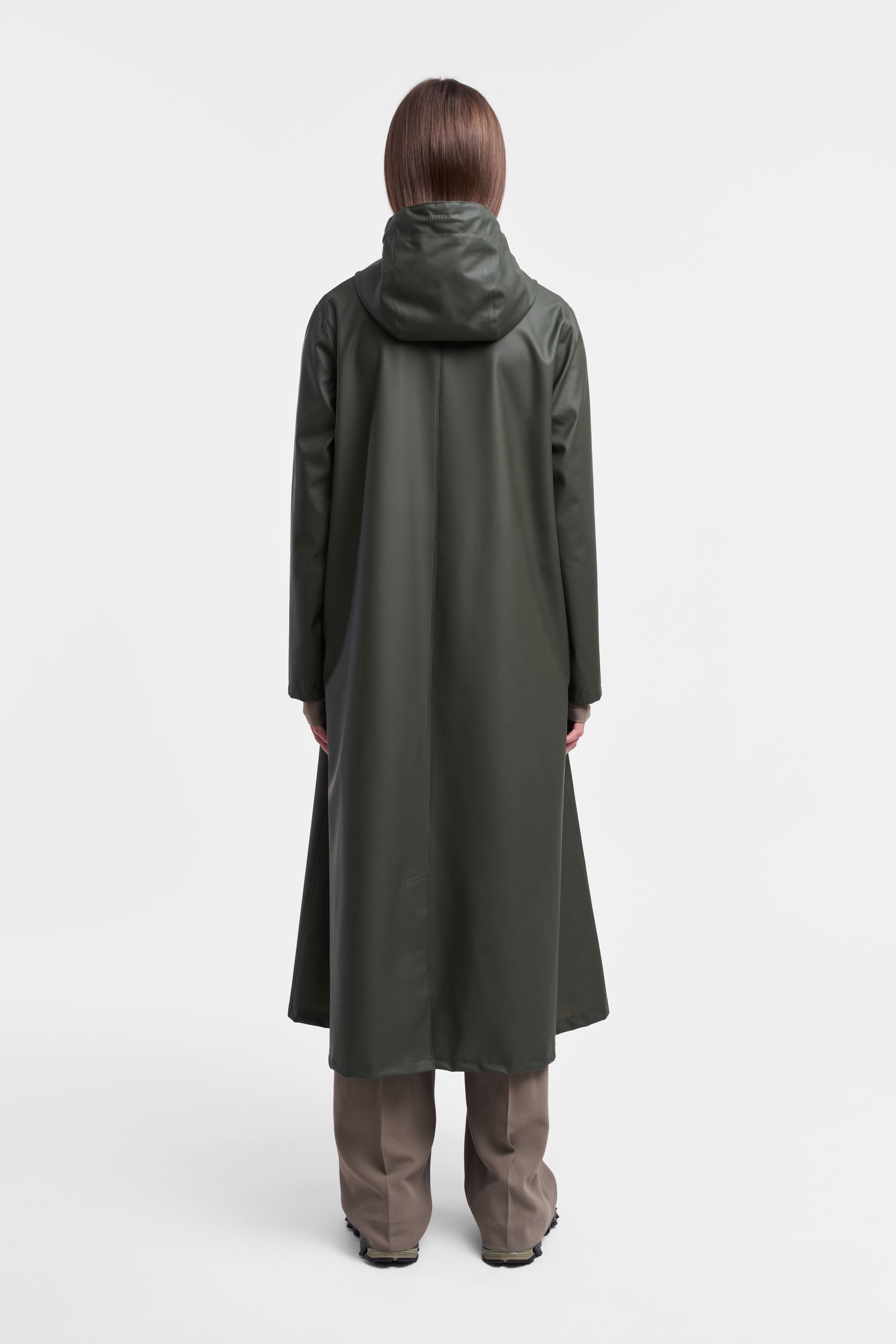 stutterheim mosebacke long lightweight zip raincoat green women jackets raincoats