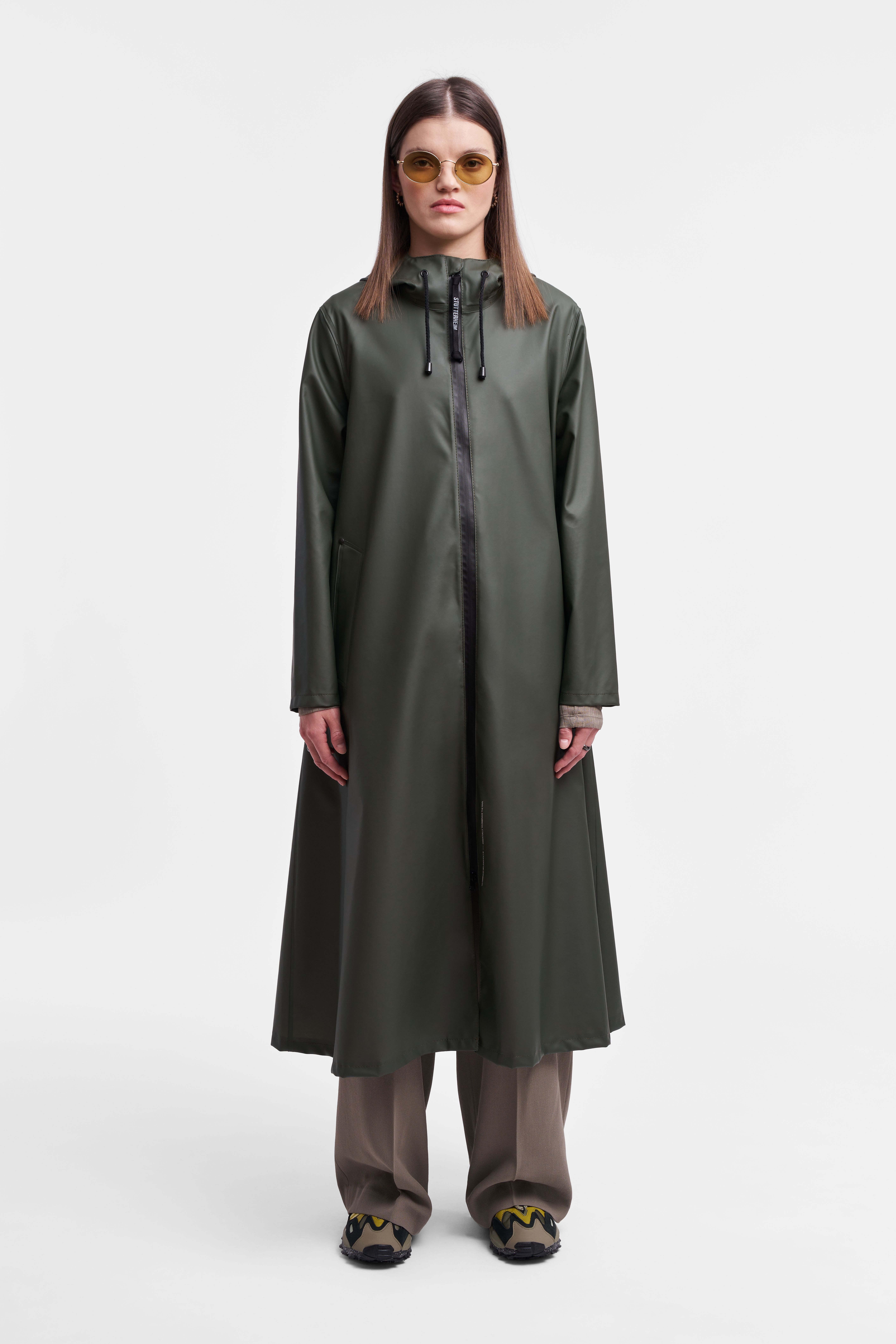Long lightweight raincoat women's online
