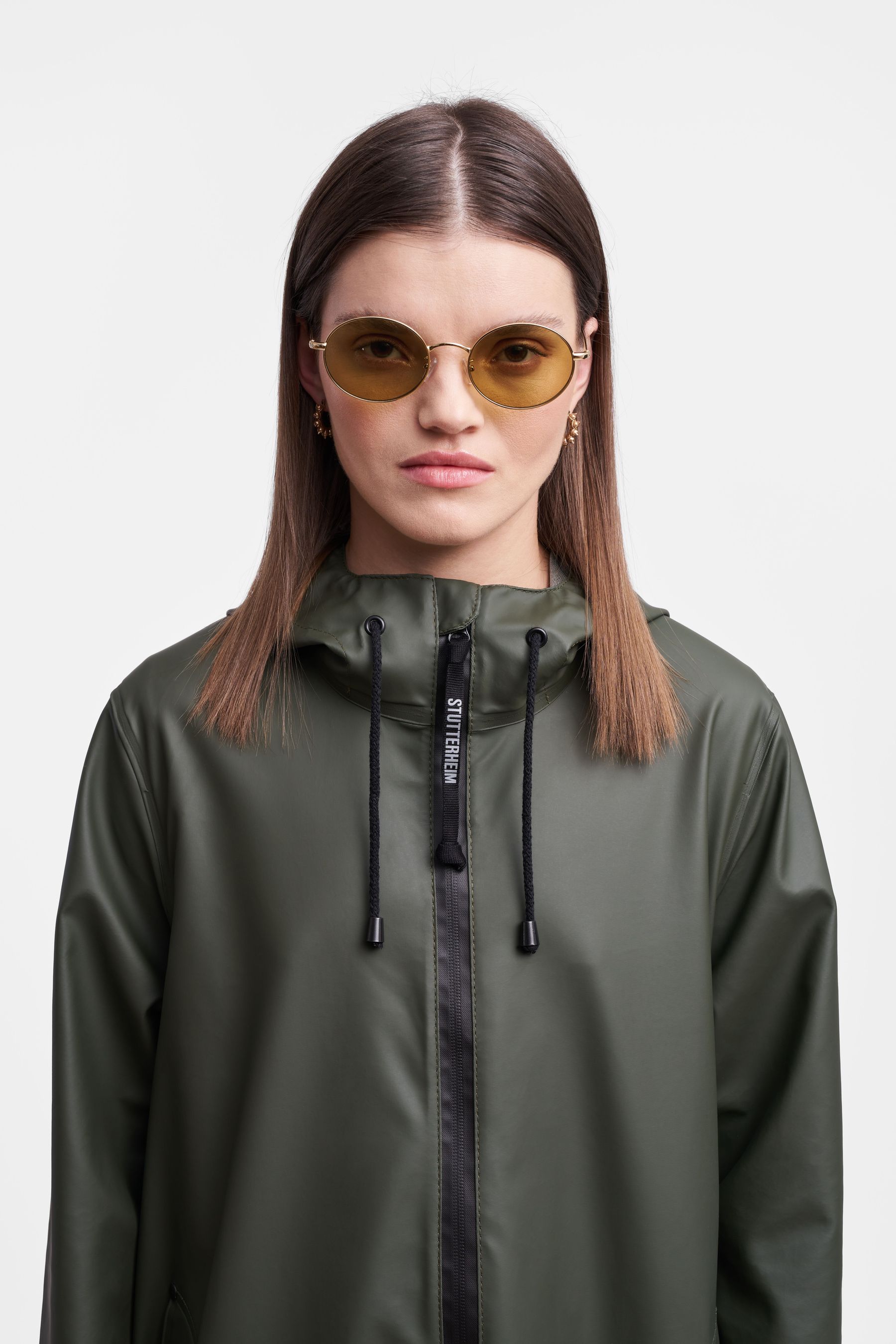 stutterheim mosebacke long lightweight zip raincoat green women jackets raincoats