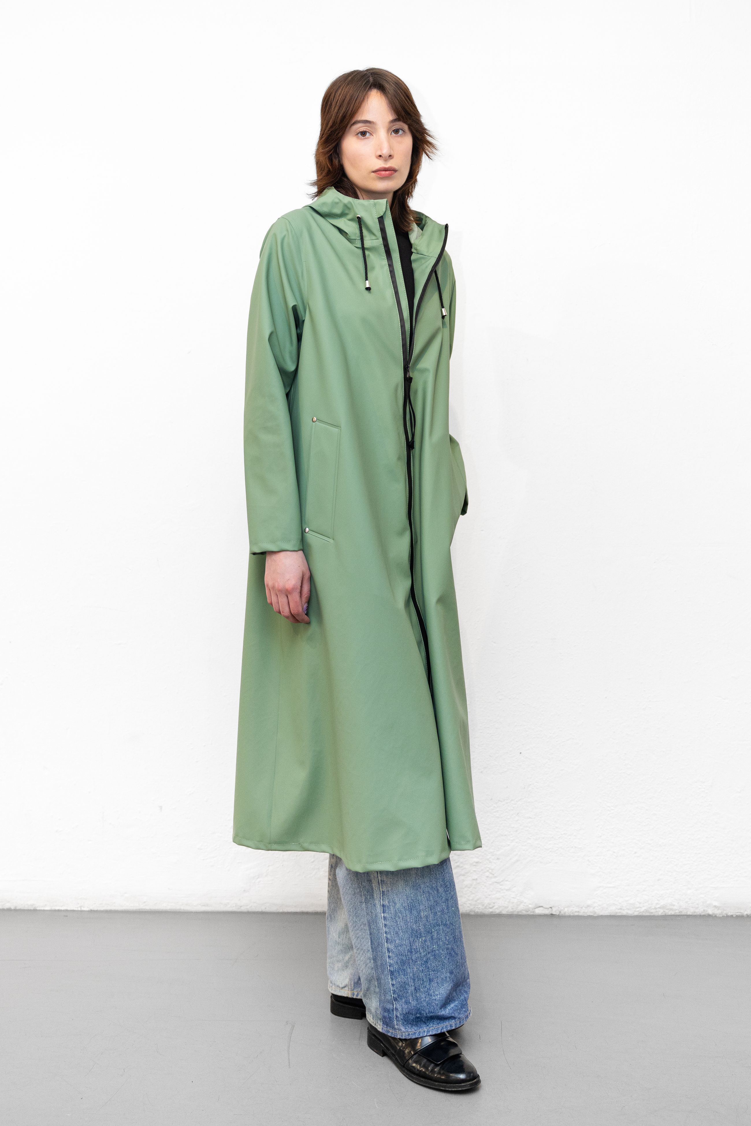 stutterheim mosebacke long zip raincoat loden green women jackets