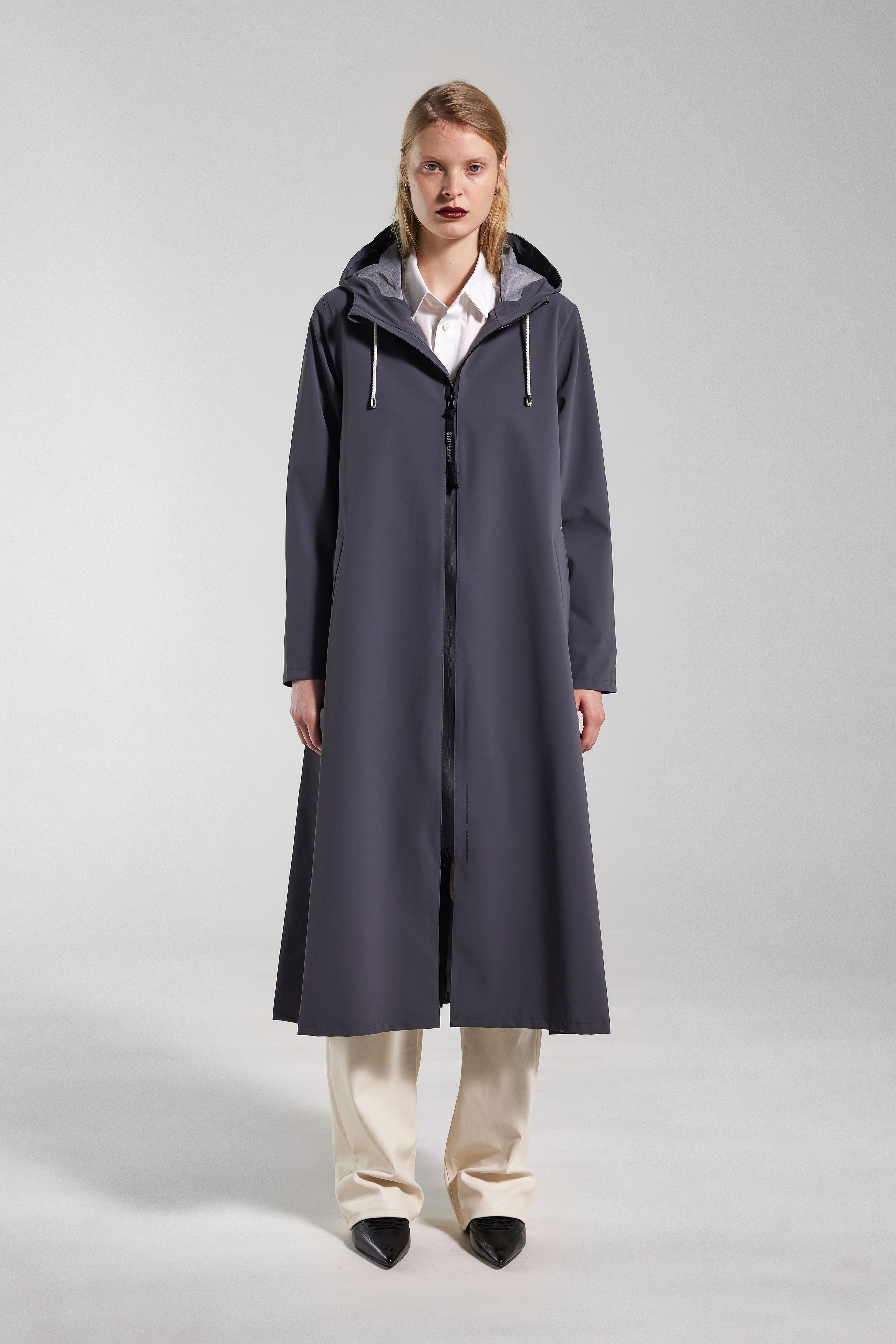stutterheim mosebacke long lightweight zip matte raincoat metal women jackets long-raincoats