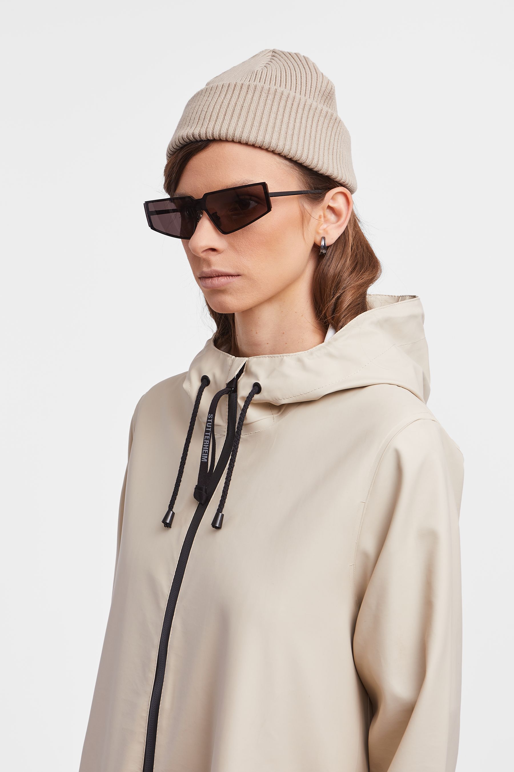 stutterheim mosebacke long lightweight zip raincoat oyster women jackets raincoats