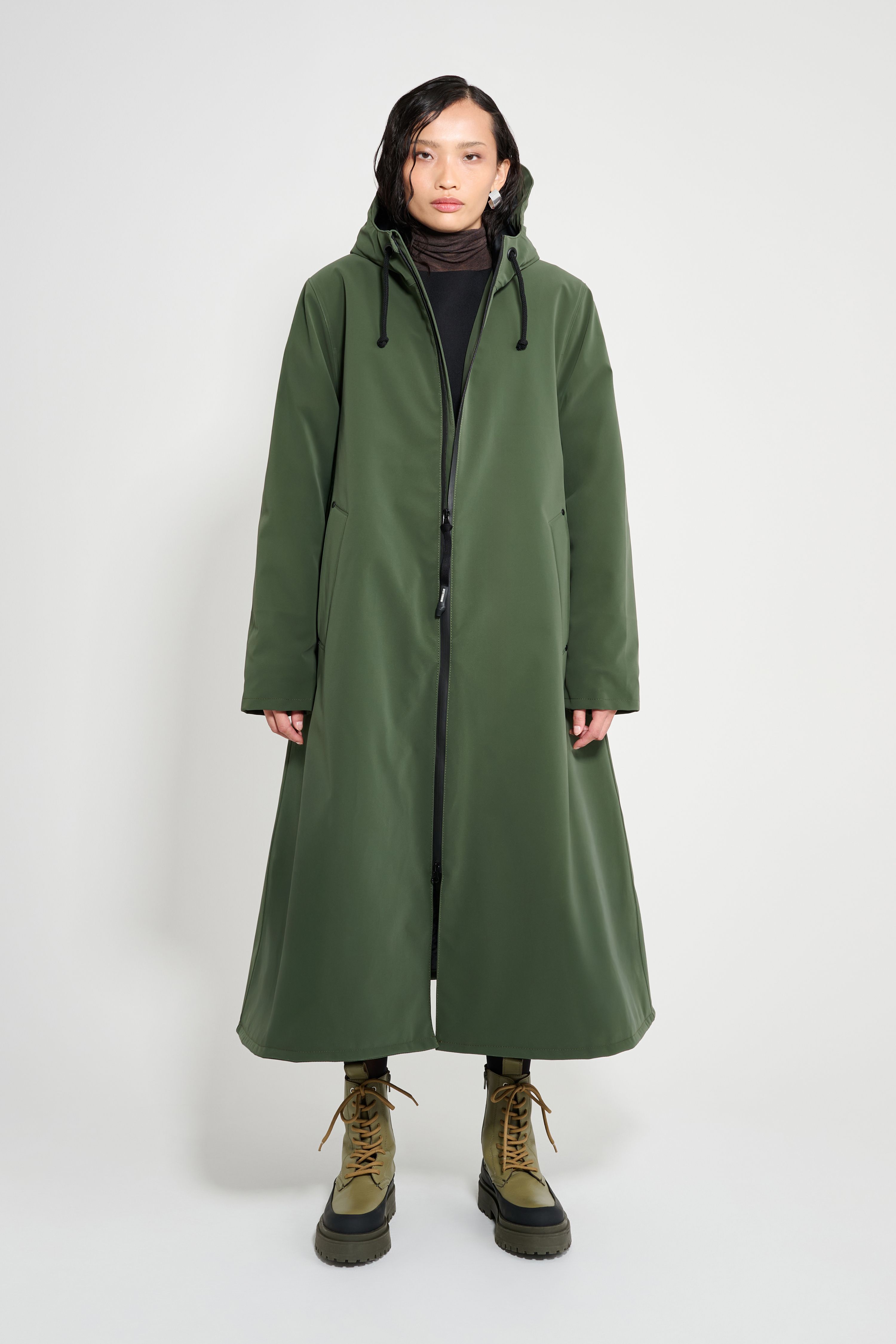 Mosebacke Long Matte Winter Coat Green | STUTTERHEIM US