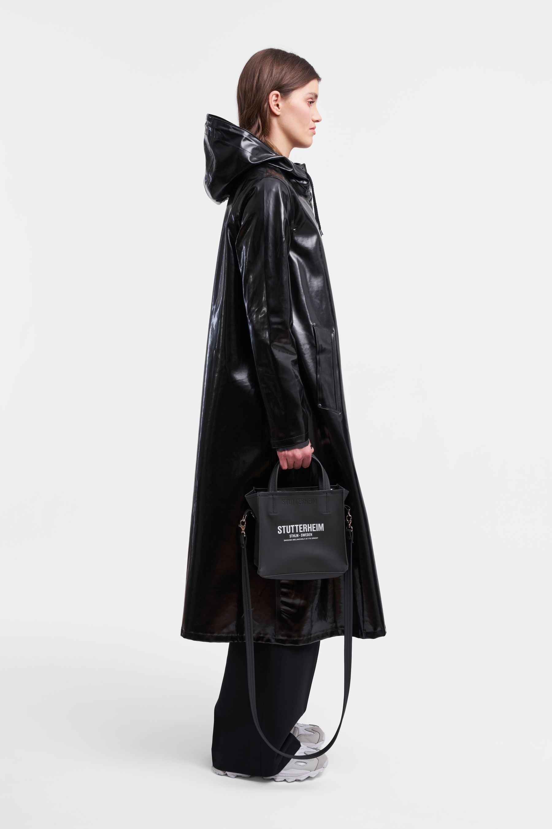 stutterheim mosebacke long opal raincoat black women jackets raincoats