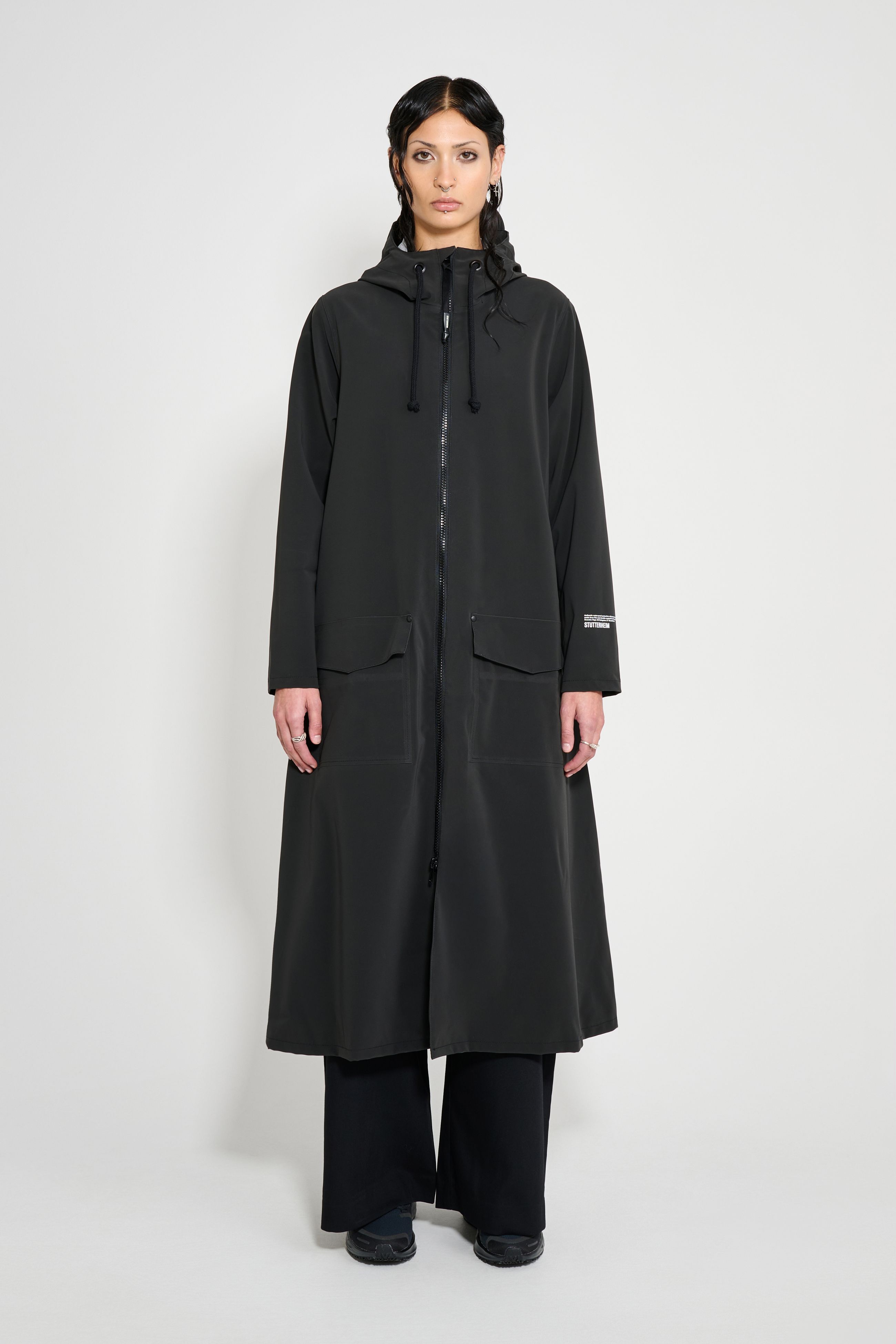 stutterheim mosebacke long patch black women jackets long-raincoats
