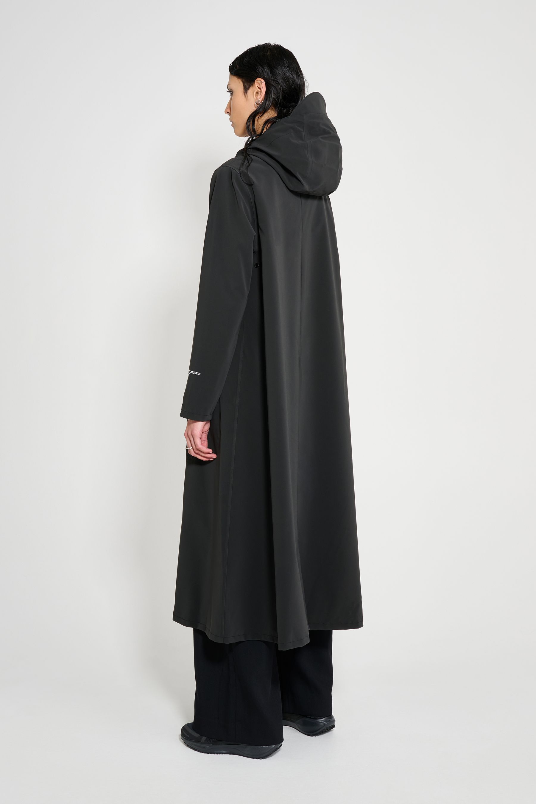 stutterheim mosebacke long patch black women jackets long-raincoats