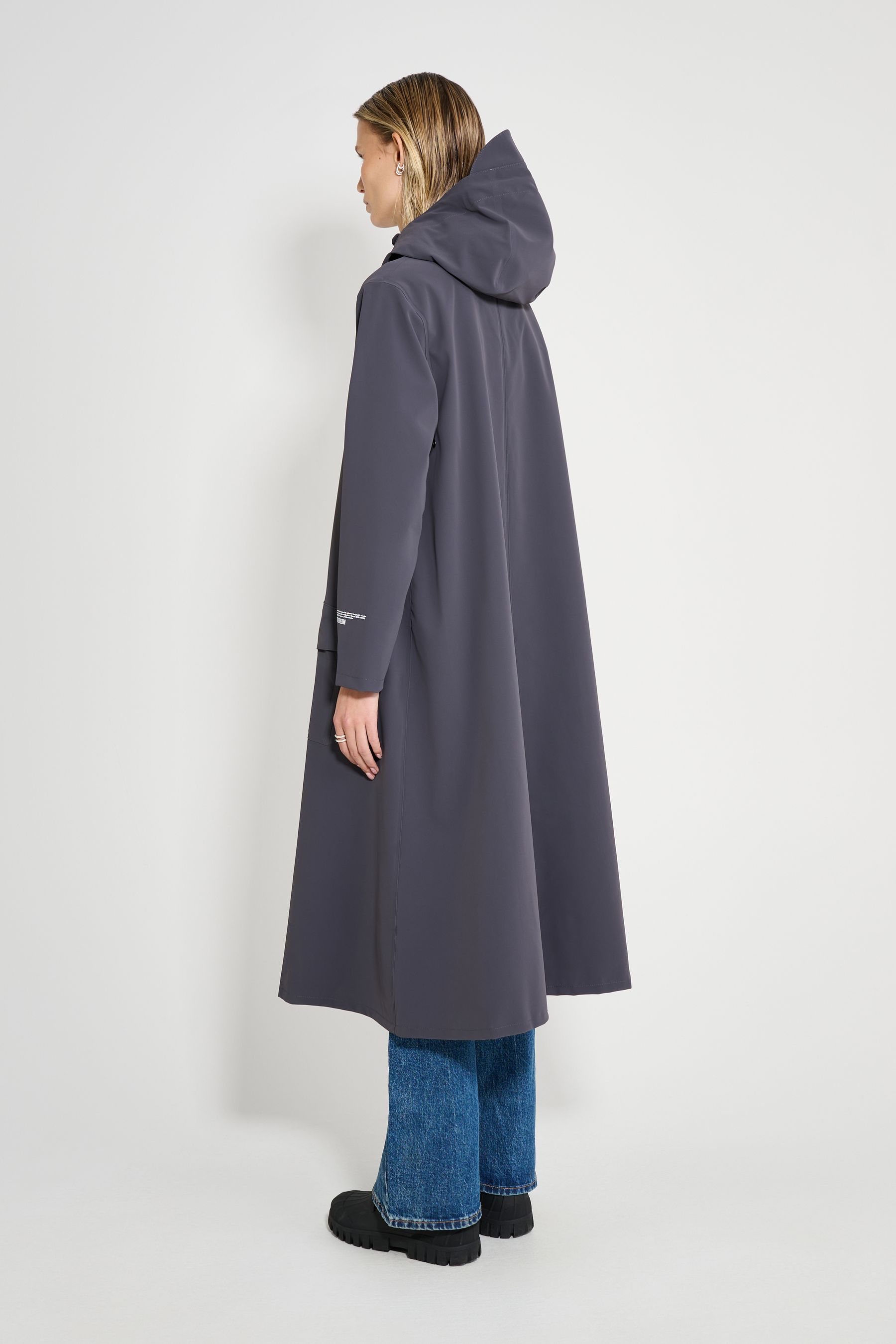 stutterheim mosebacke long patch mystic blue women jackets long-raincoats