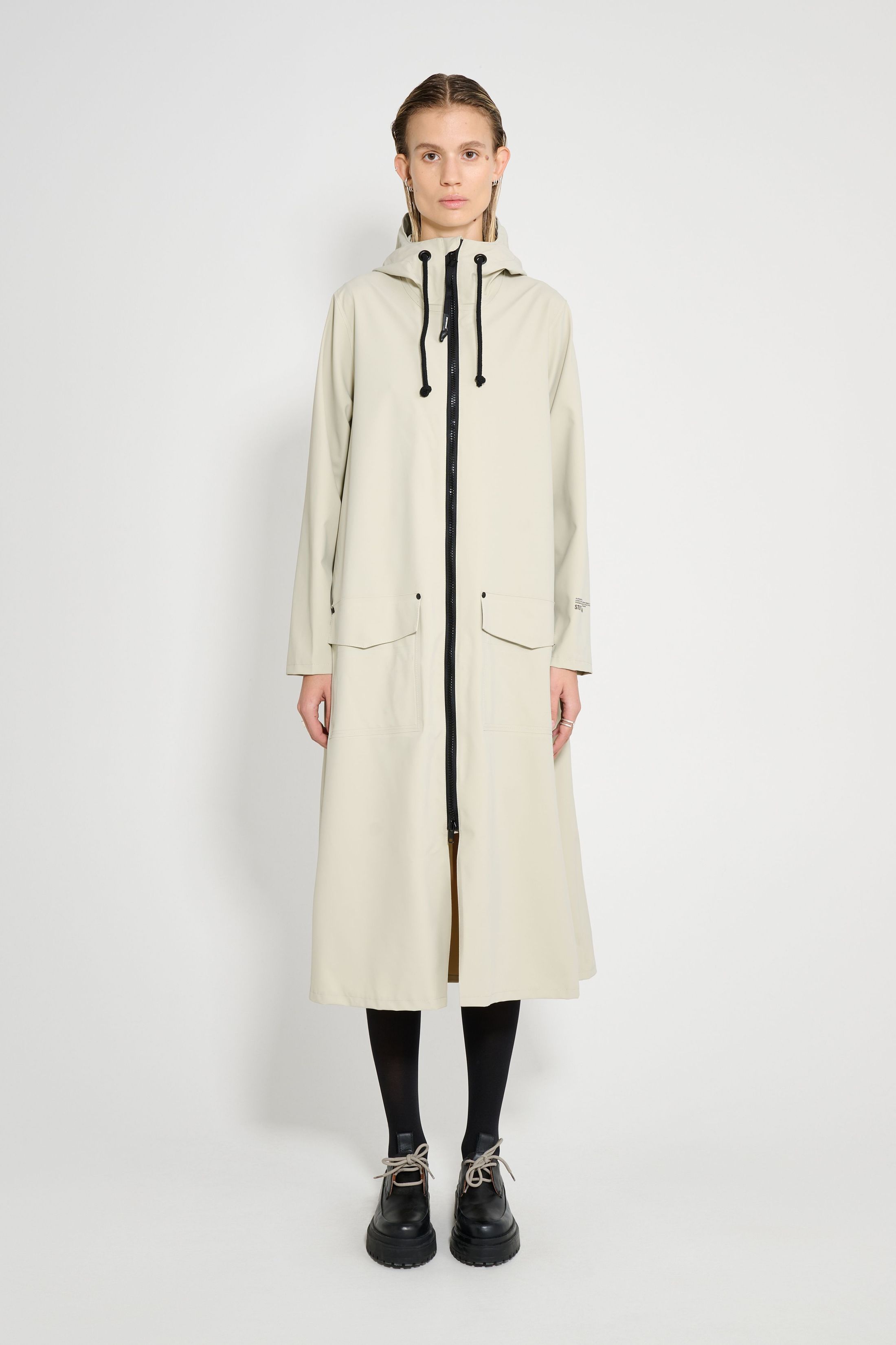 stutterheim mosebacke long patch pelican women jackets long-raincoats