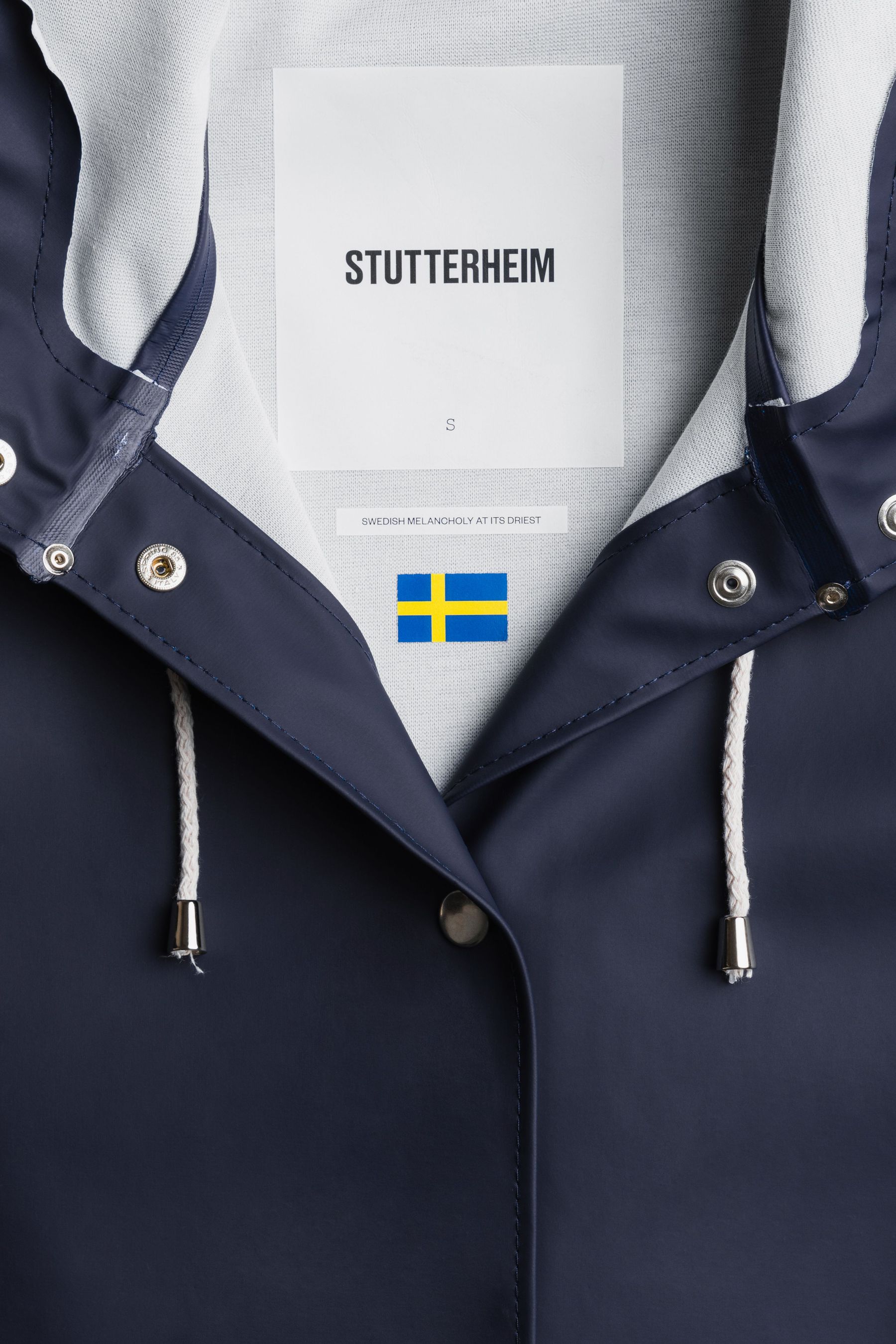 stutterheim mosebacke long print raincoat navy women jackets raincoats