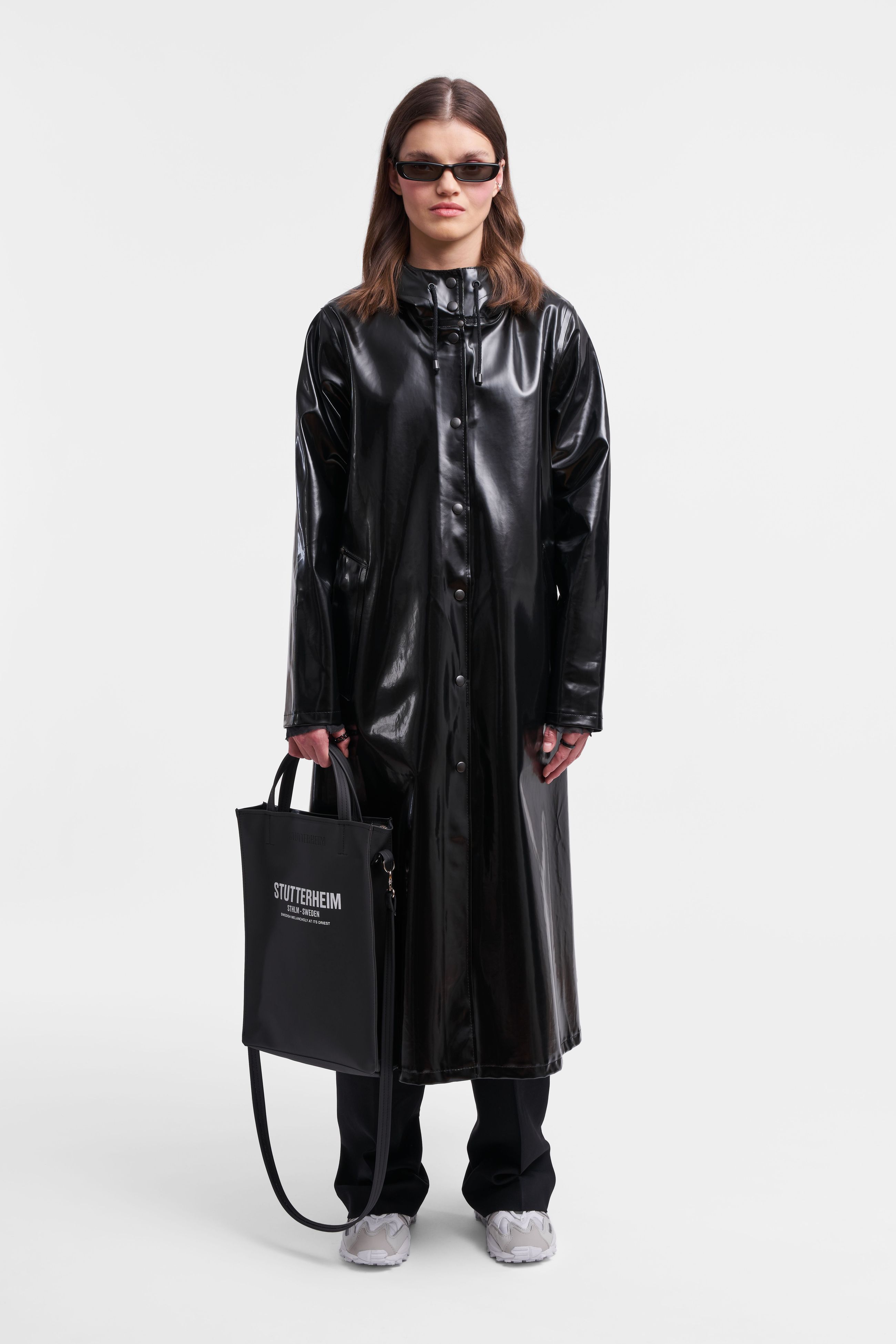 stutterheim mosebacke long print opal raincoat black women jackets raincoats