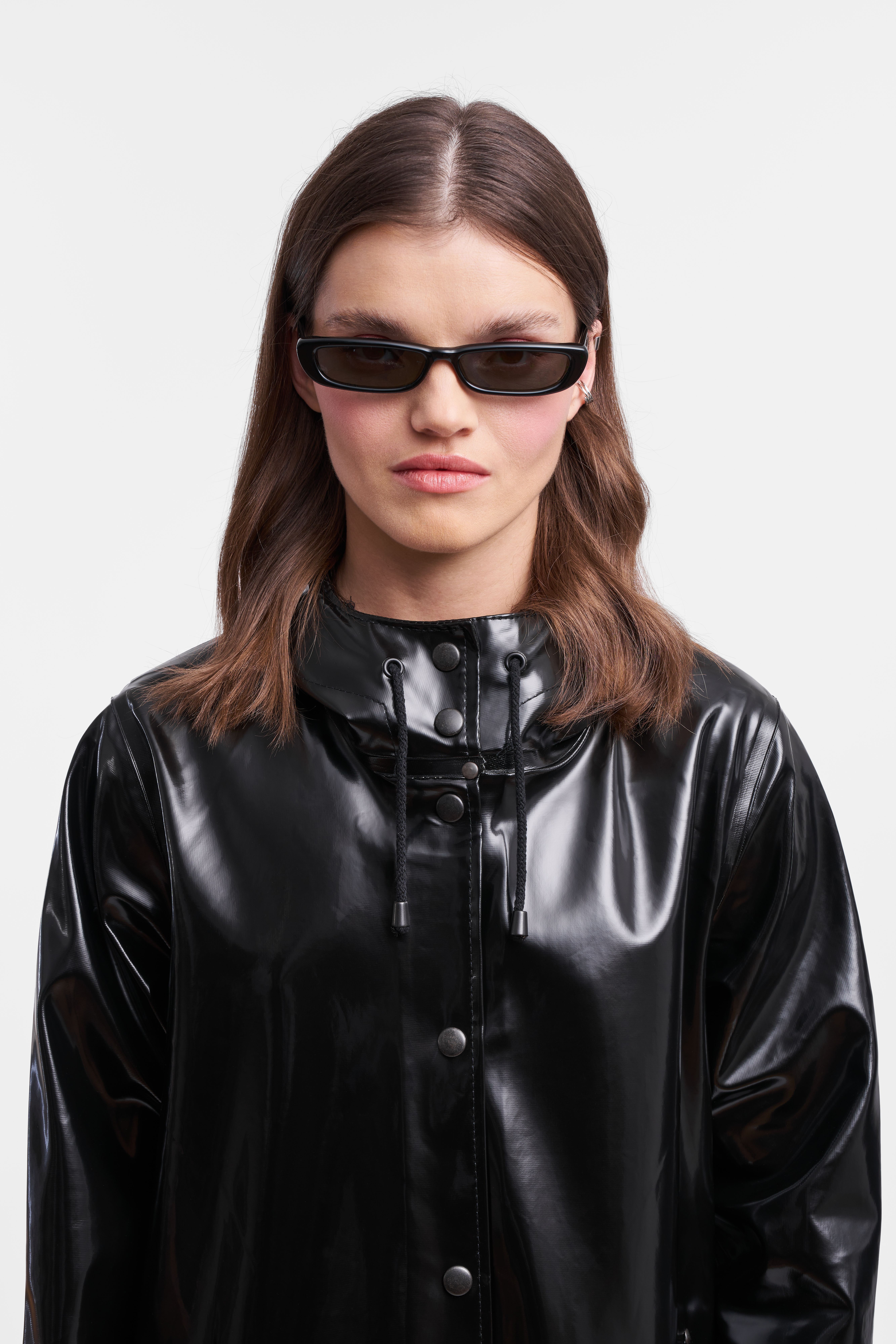Stutterheim Mosebackeロングオパールブラックレインコート Mosebacke Opal Raincoat Black | STUTTERHEIM US