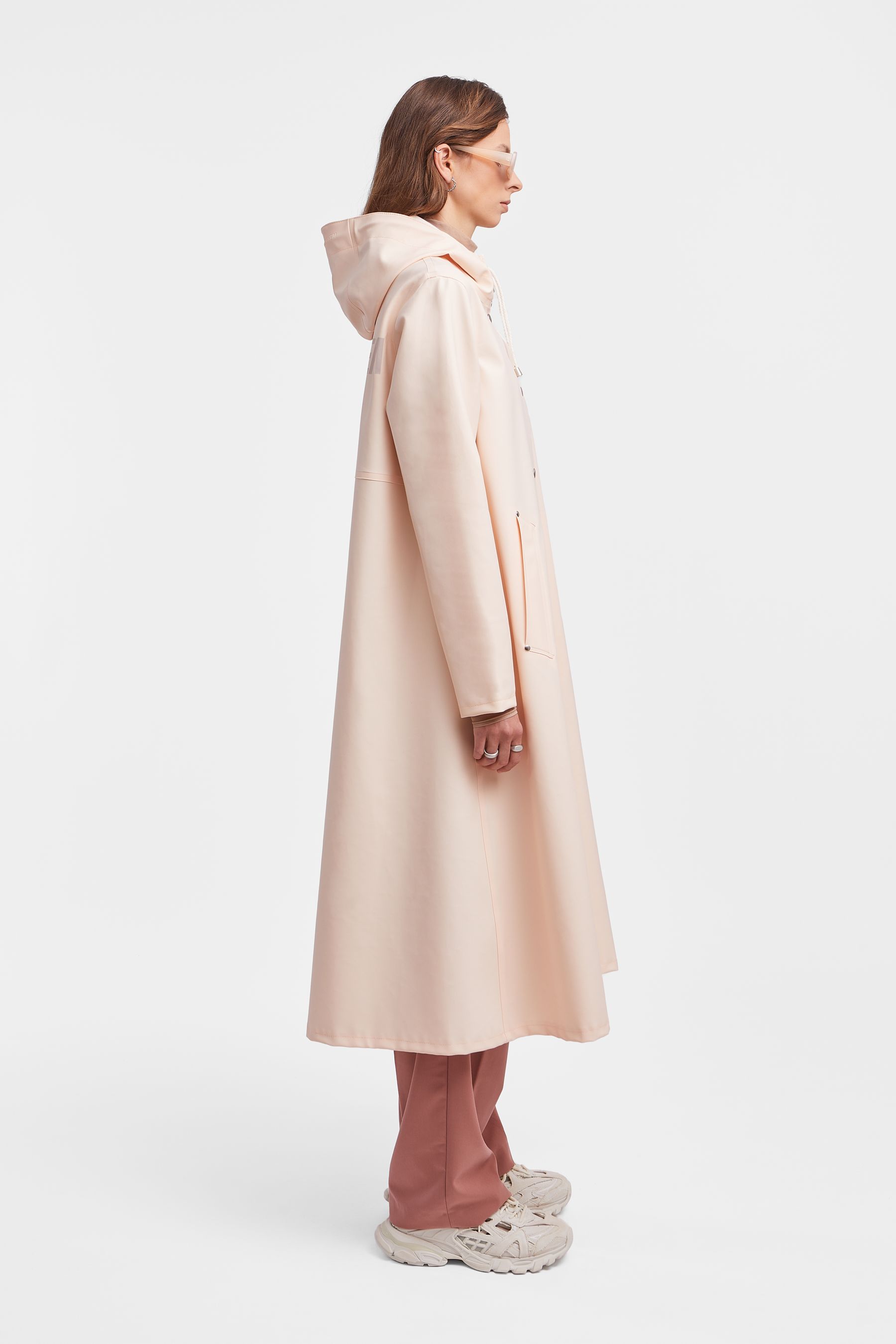 stutterheim mosebacke long print raincoat peach women jackets raincoats
