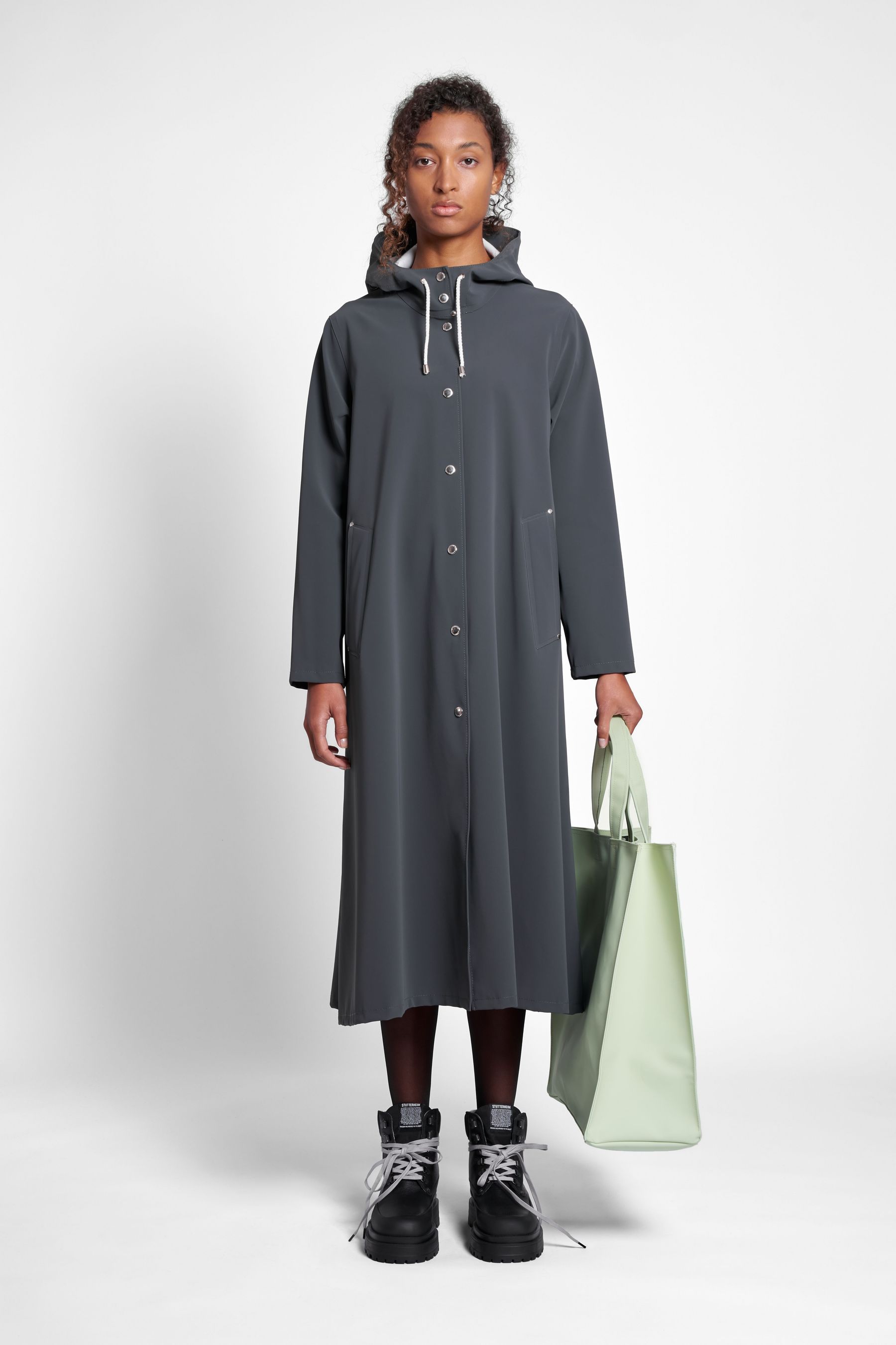 stutterheim mosebacke long matte raincoat charcoal women jackets raincoats