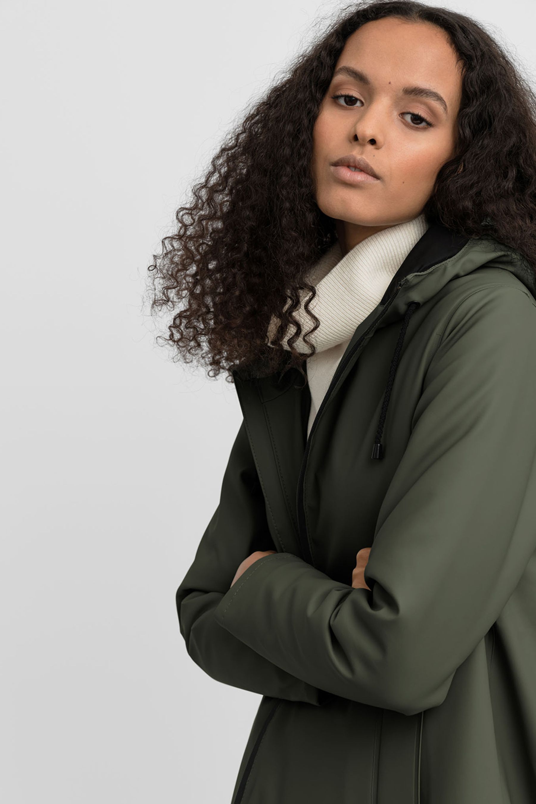 stutterheim mosebacke long winter khaki green women jackets raincoats