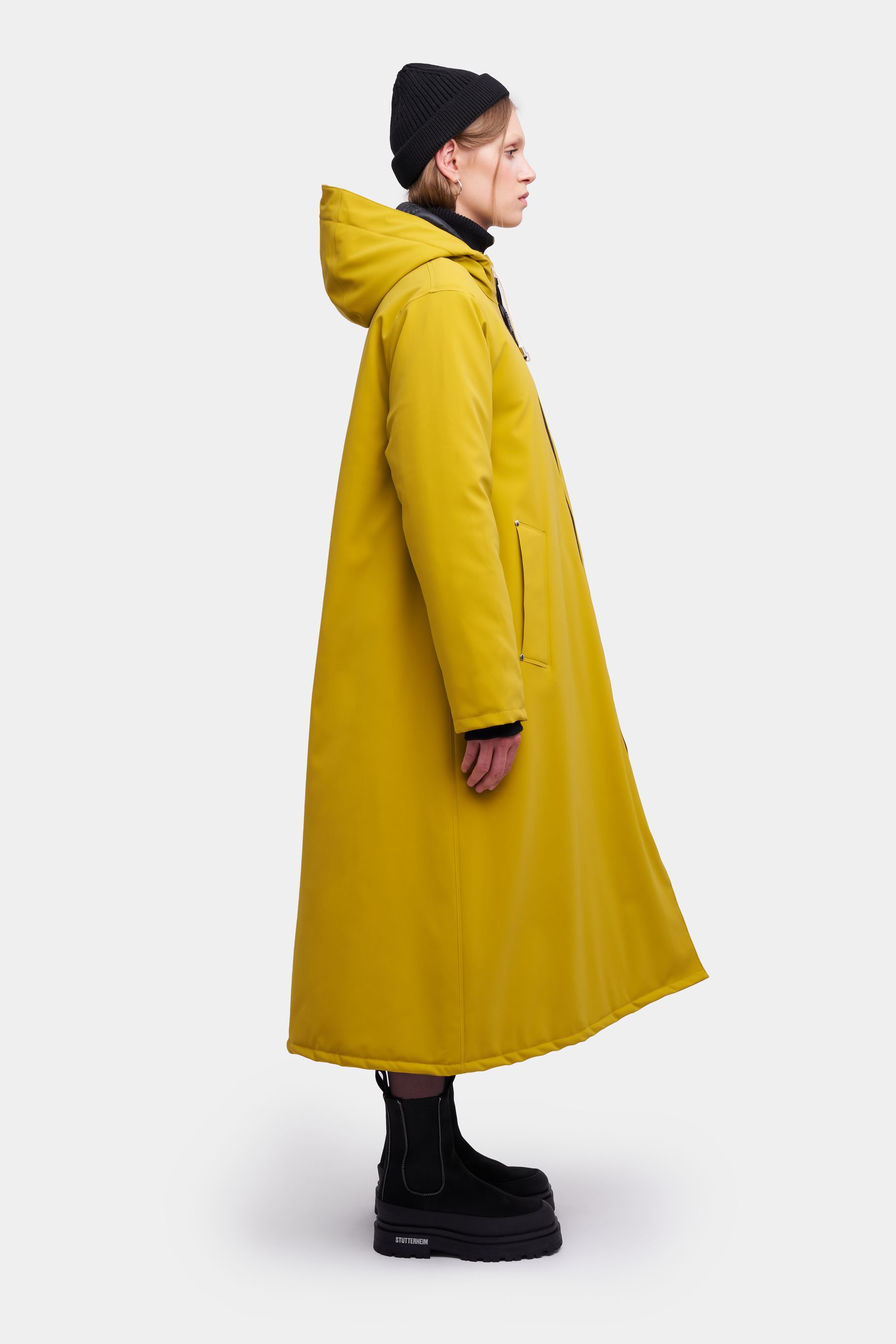 stutterheim mosebacke long matte winter jacket gold women jackets winter-coats