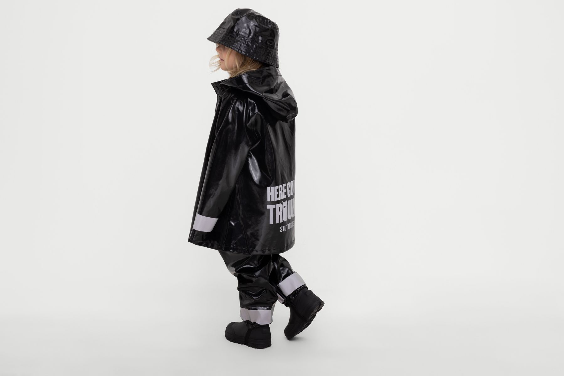 stutterheim mosebacke mini opal kids raincoat black jackets