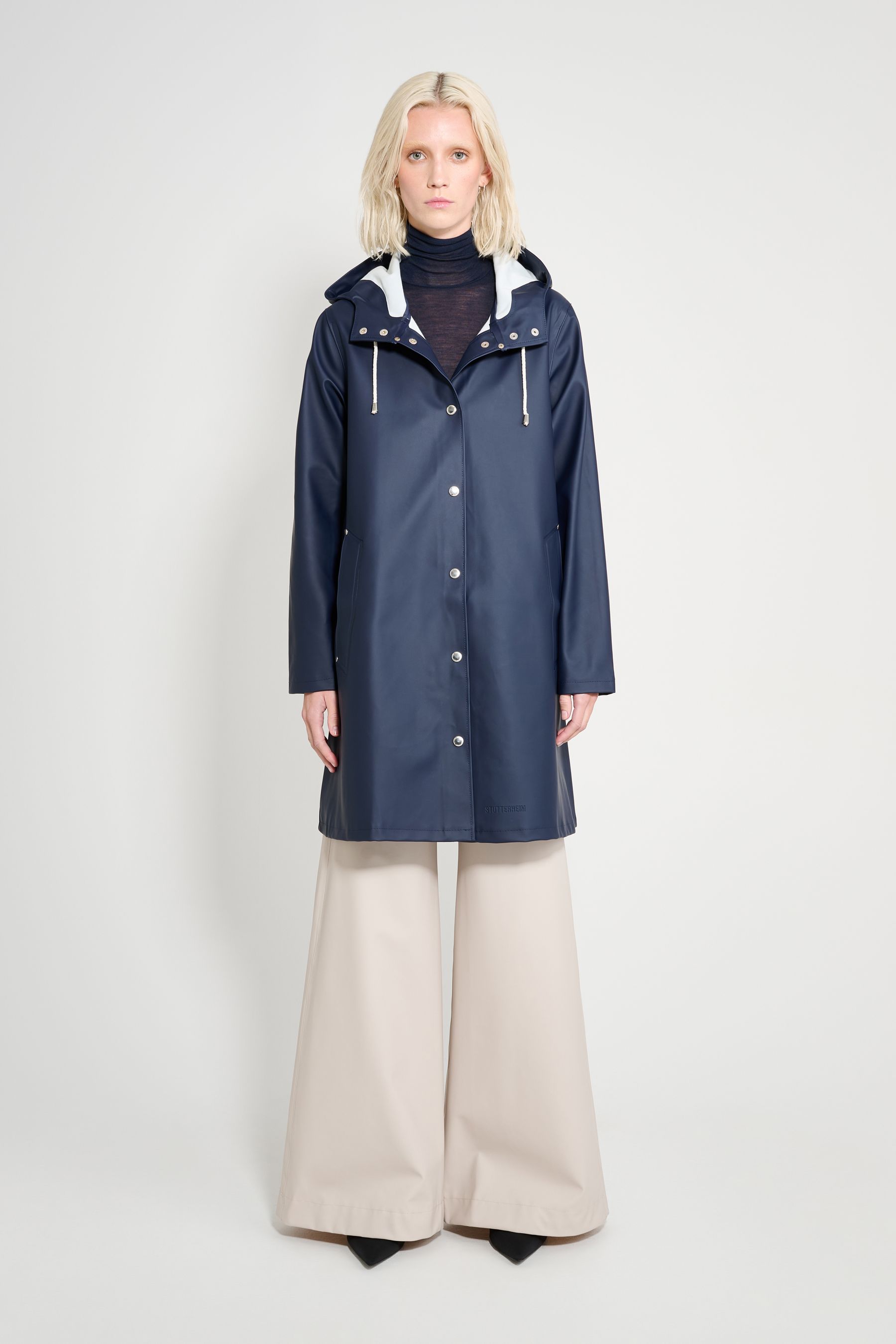 stutterheim mosebacke raincoat navy women jackets raincoats