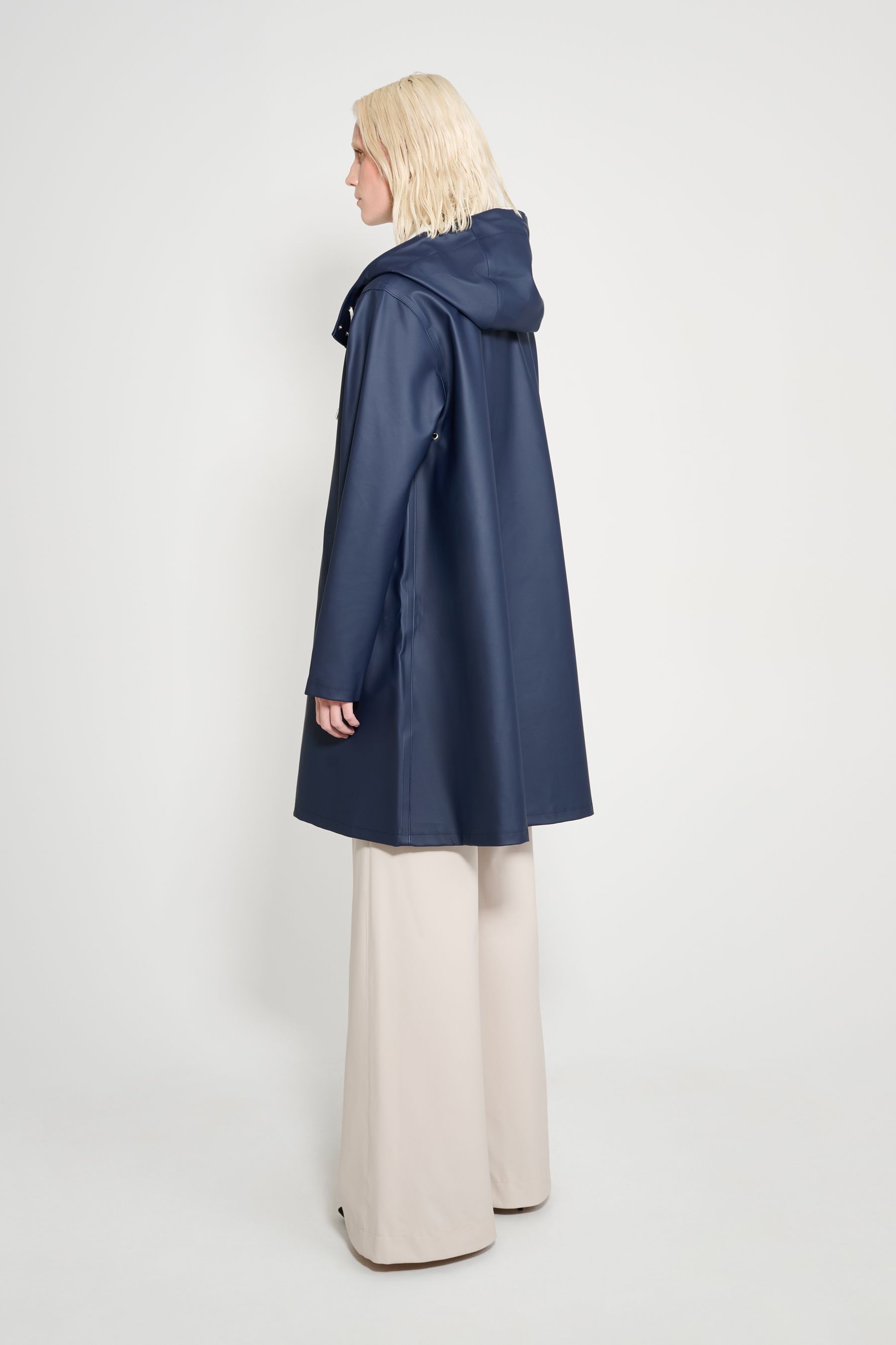 stutterheim mosebacke raincoat navy women jackets raincoats