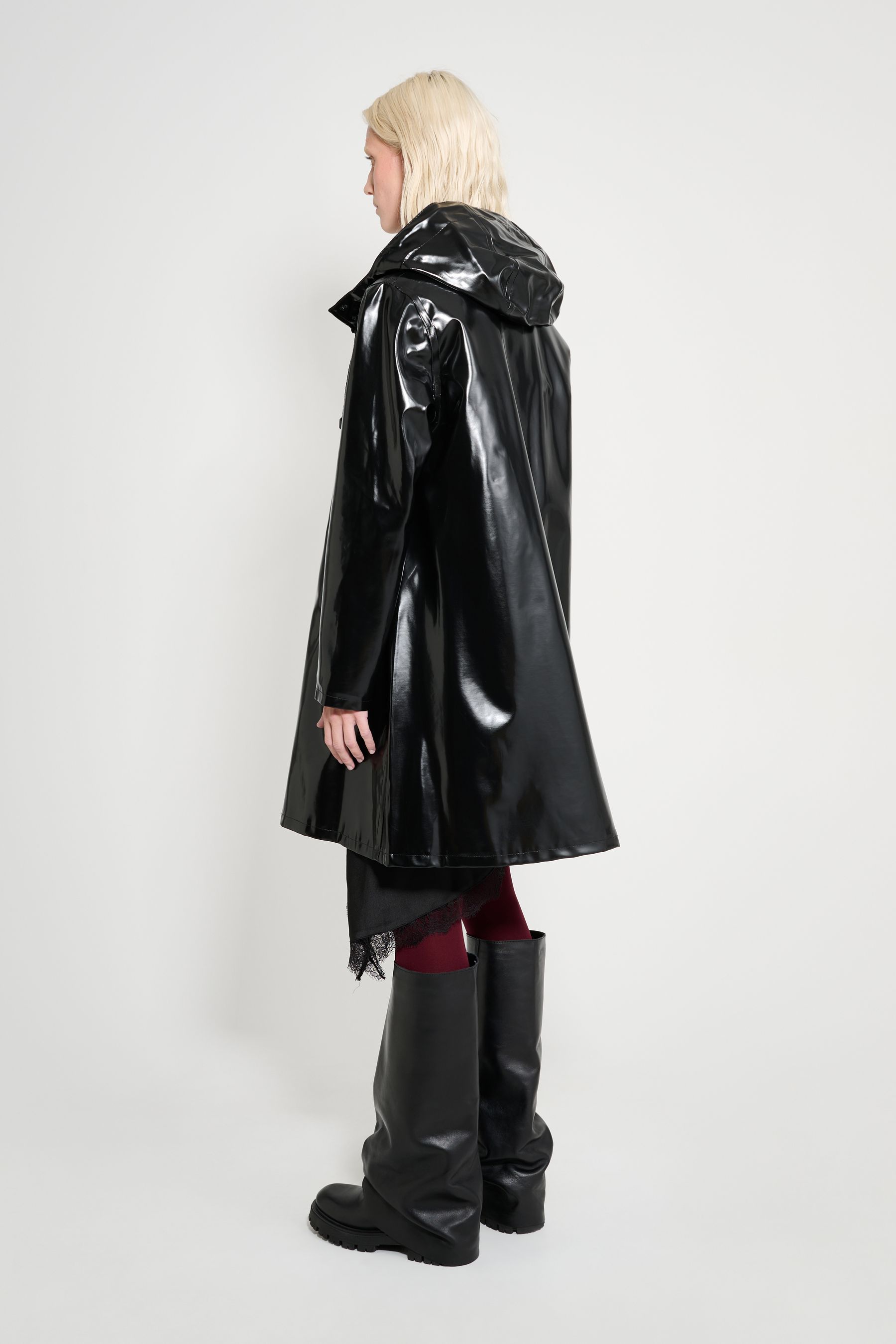 stutterheim mosebacke opal raincoat black women jackets raincoats