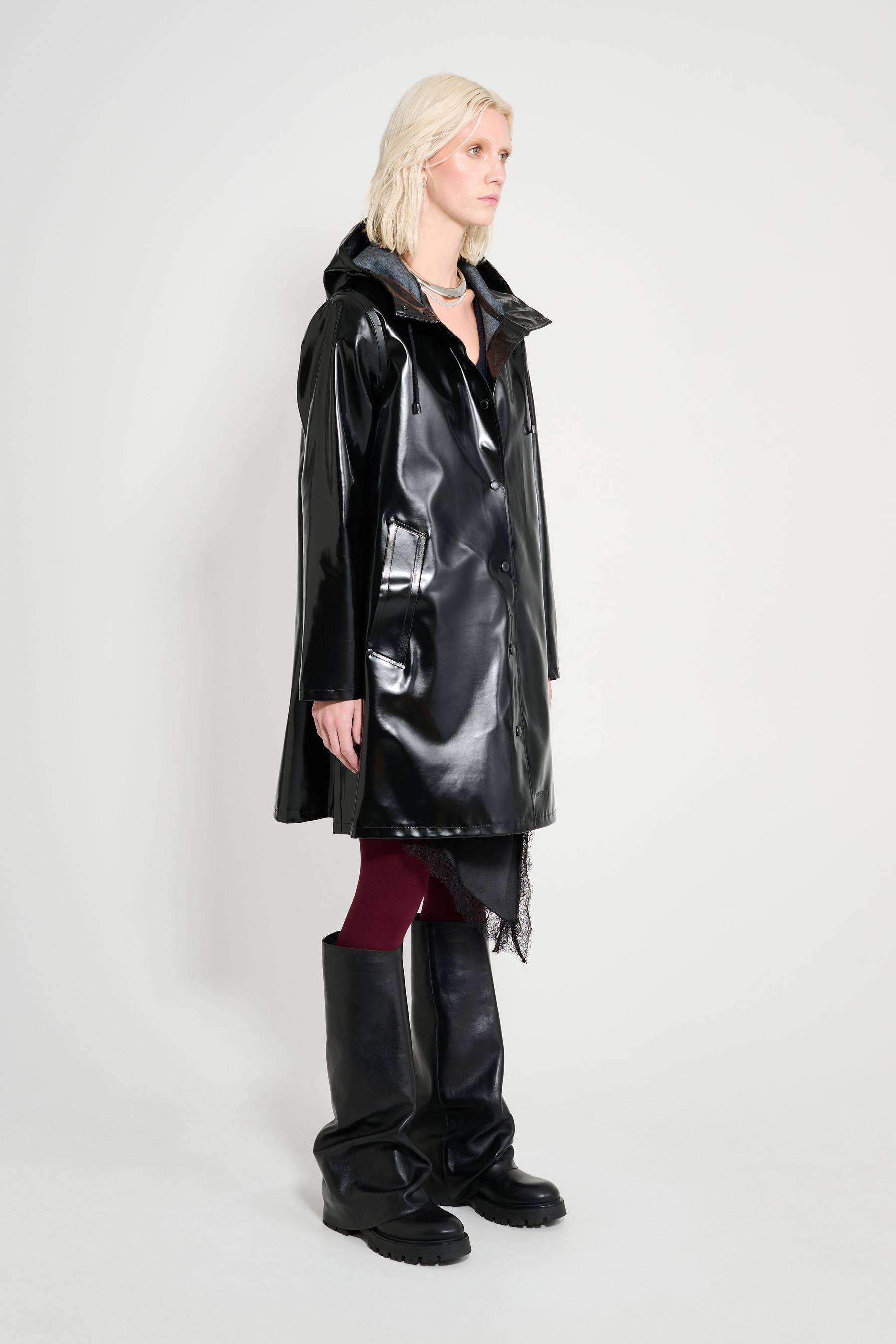 stutterheim mosebacke opal raincoat black women jackets raincoats