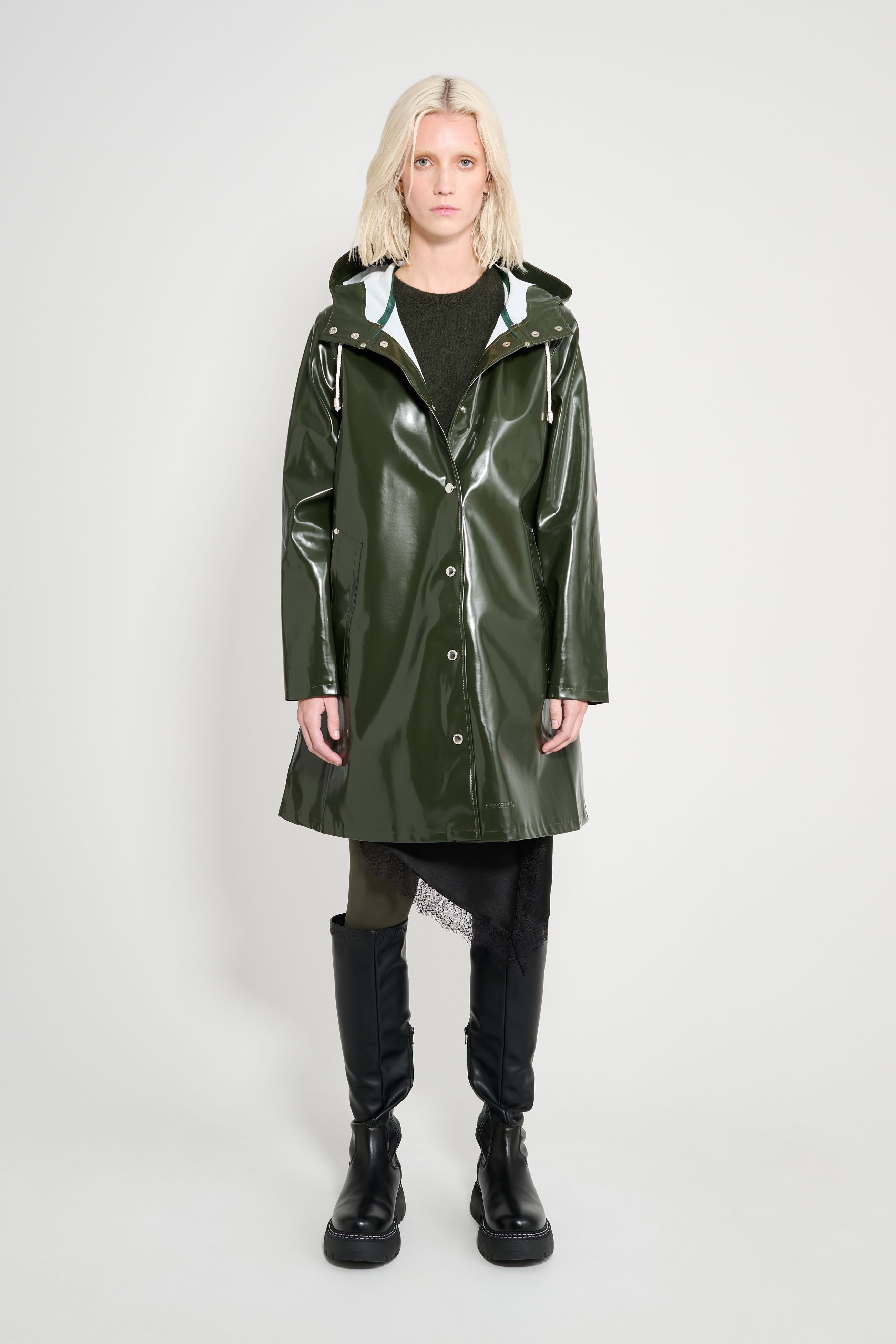 stutterheim mosebacke opal raincoat green women jackets raincoats