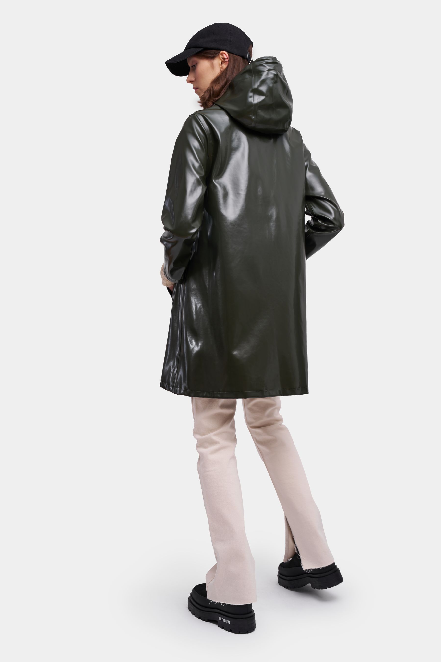 stutterheim mosebacke opal raincoat green women jackets raincoats