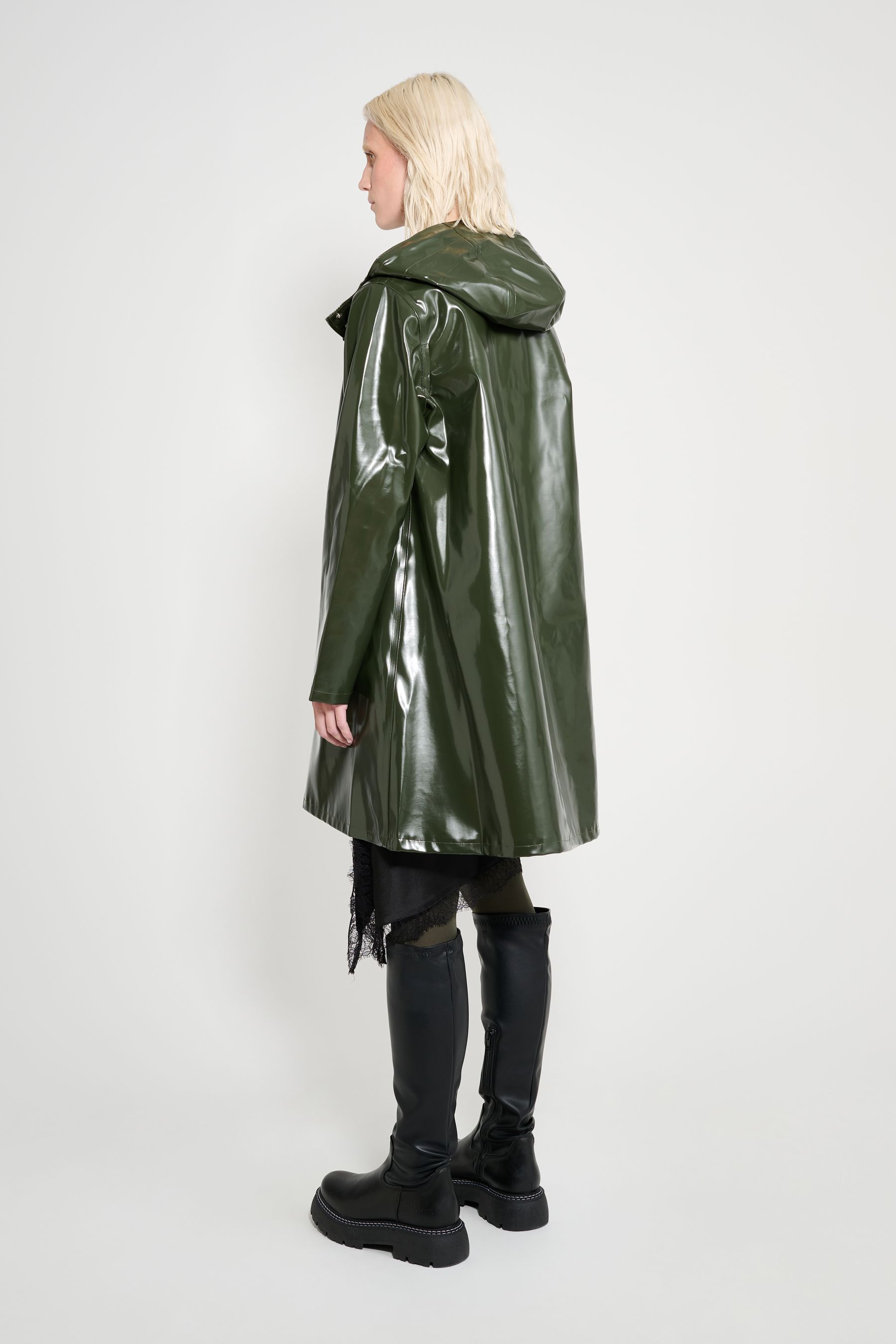 stutterheim mosebacke opal raincoat green women jackets raincoats