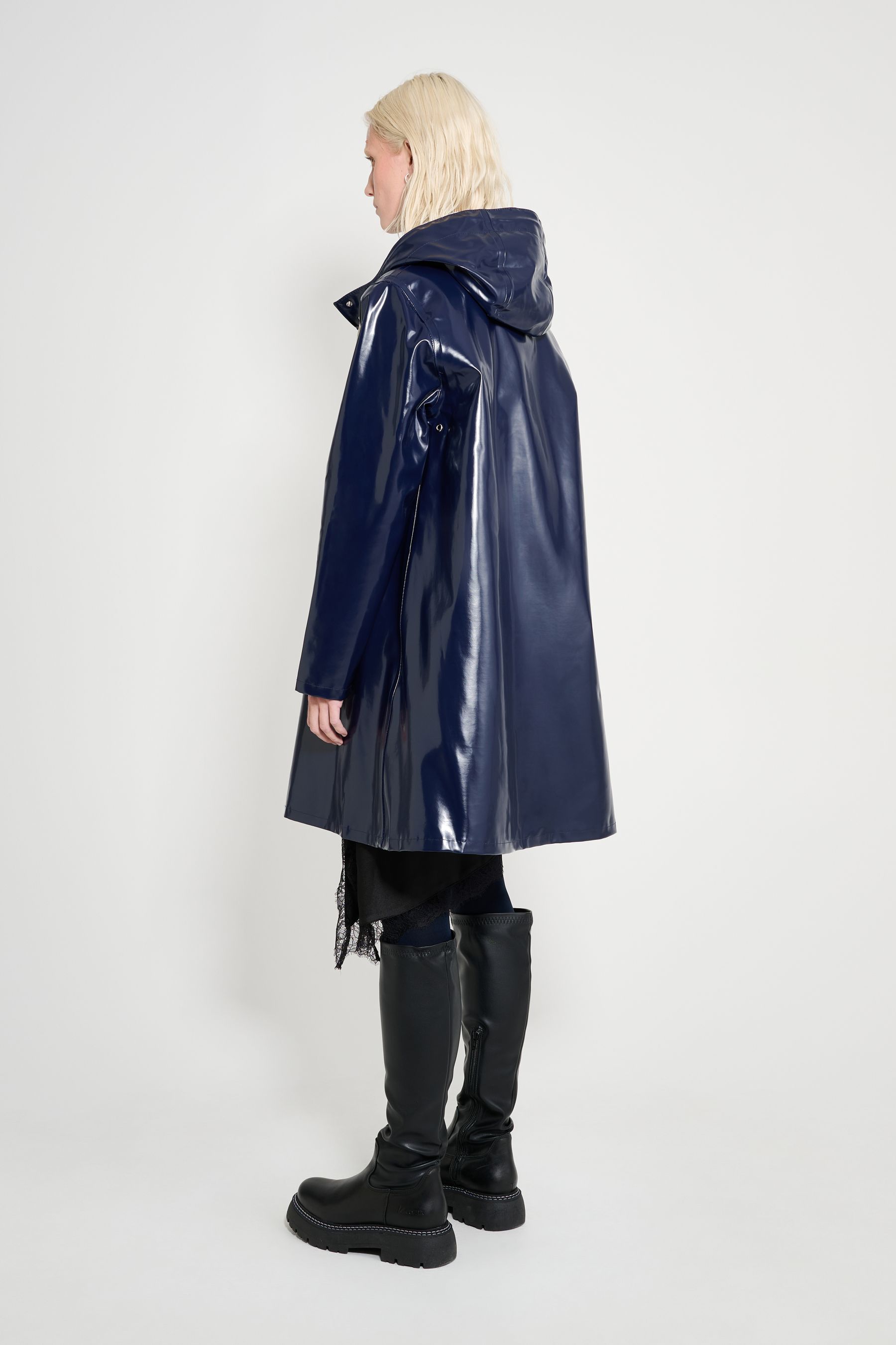 stutterheim mosebacke opal raincoat navy women jackets raincoats