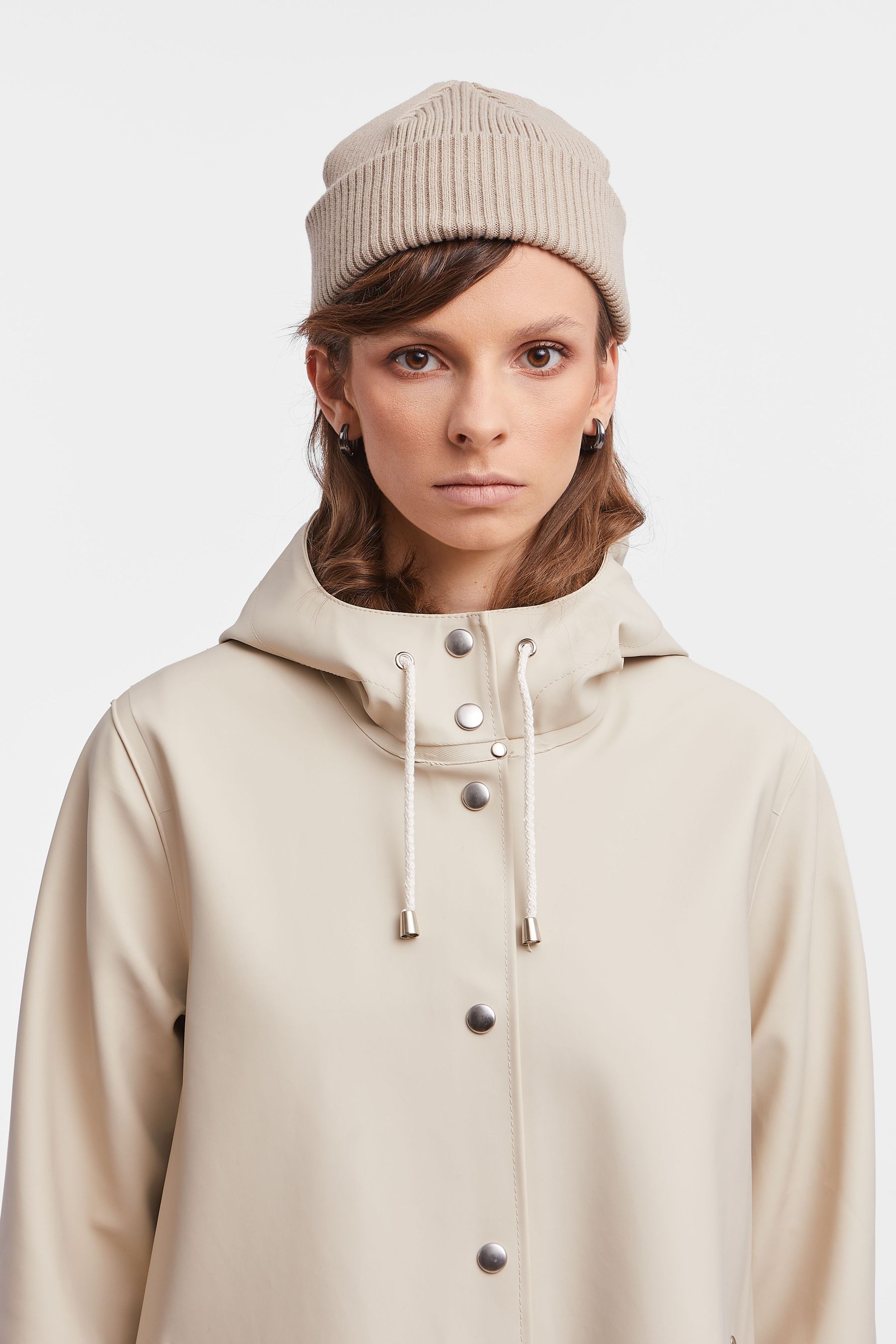stutterheim mosebacke raincoat oyster women jackets raincoats