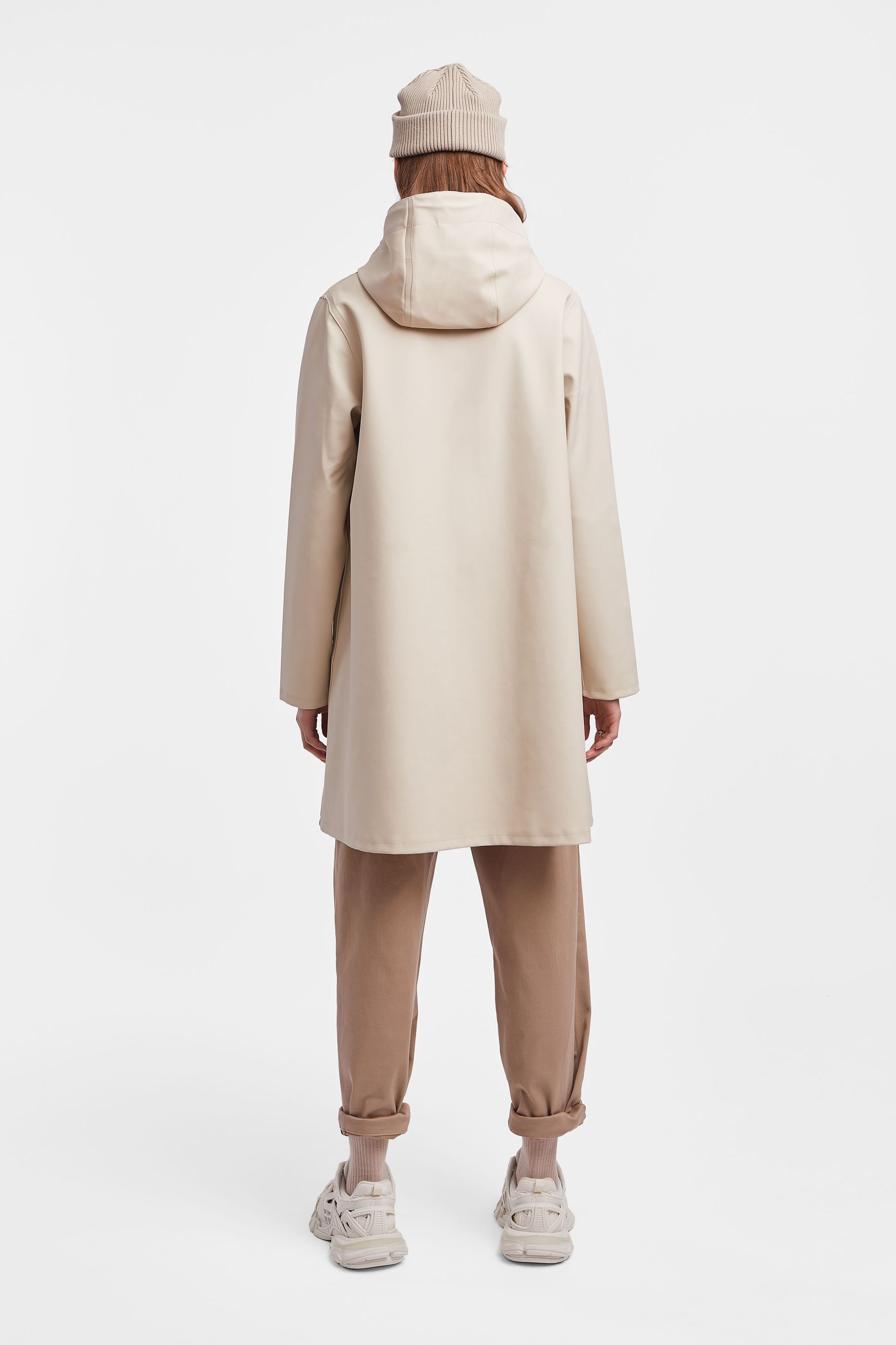 stutterheim mosebacke raincoat oyster women jackets raincoats