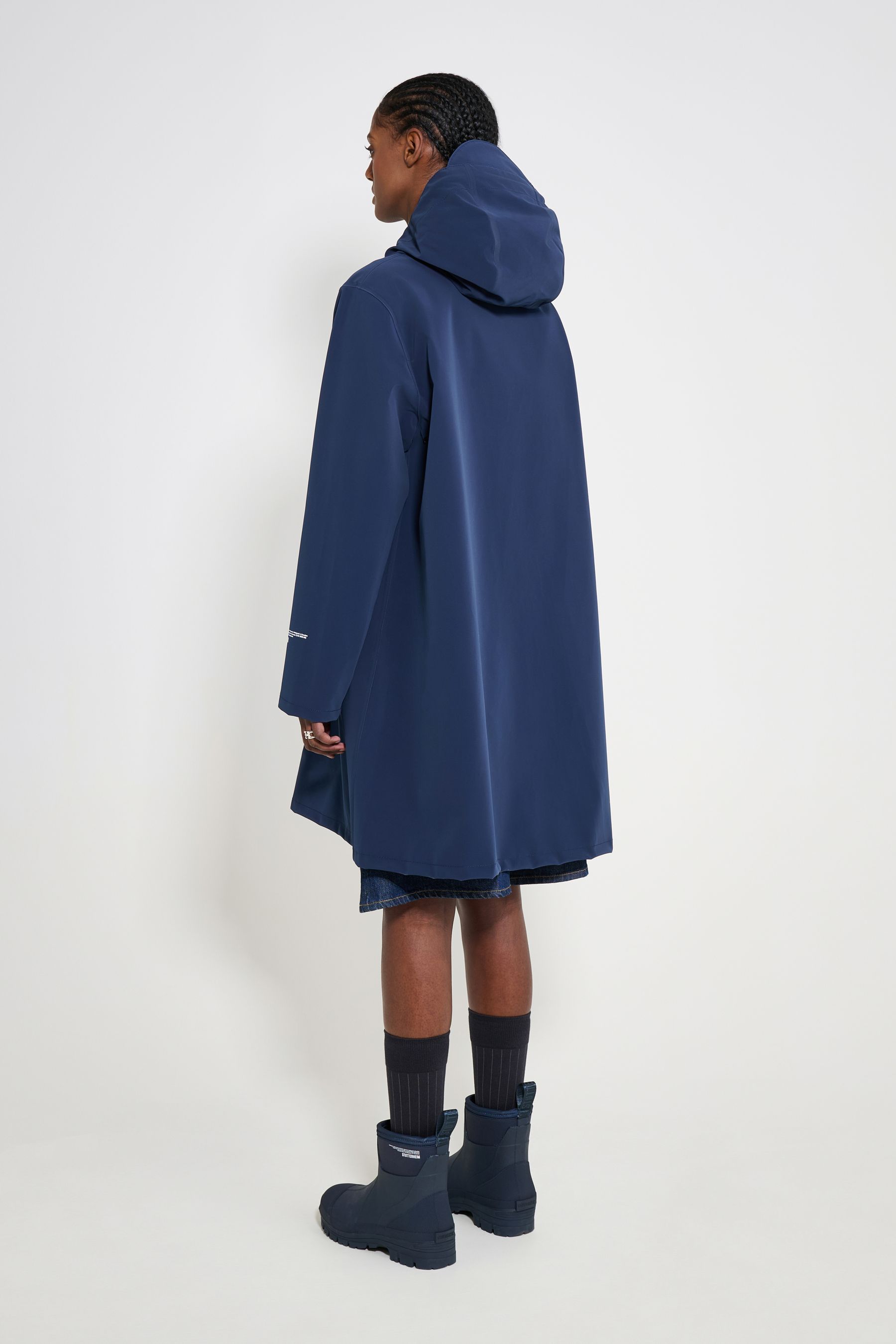 stutterheim mosebacke patch raincoat navy women jackets raincoats