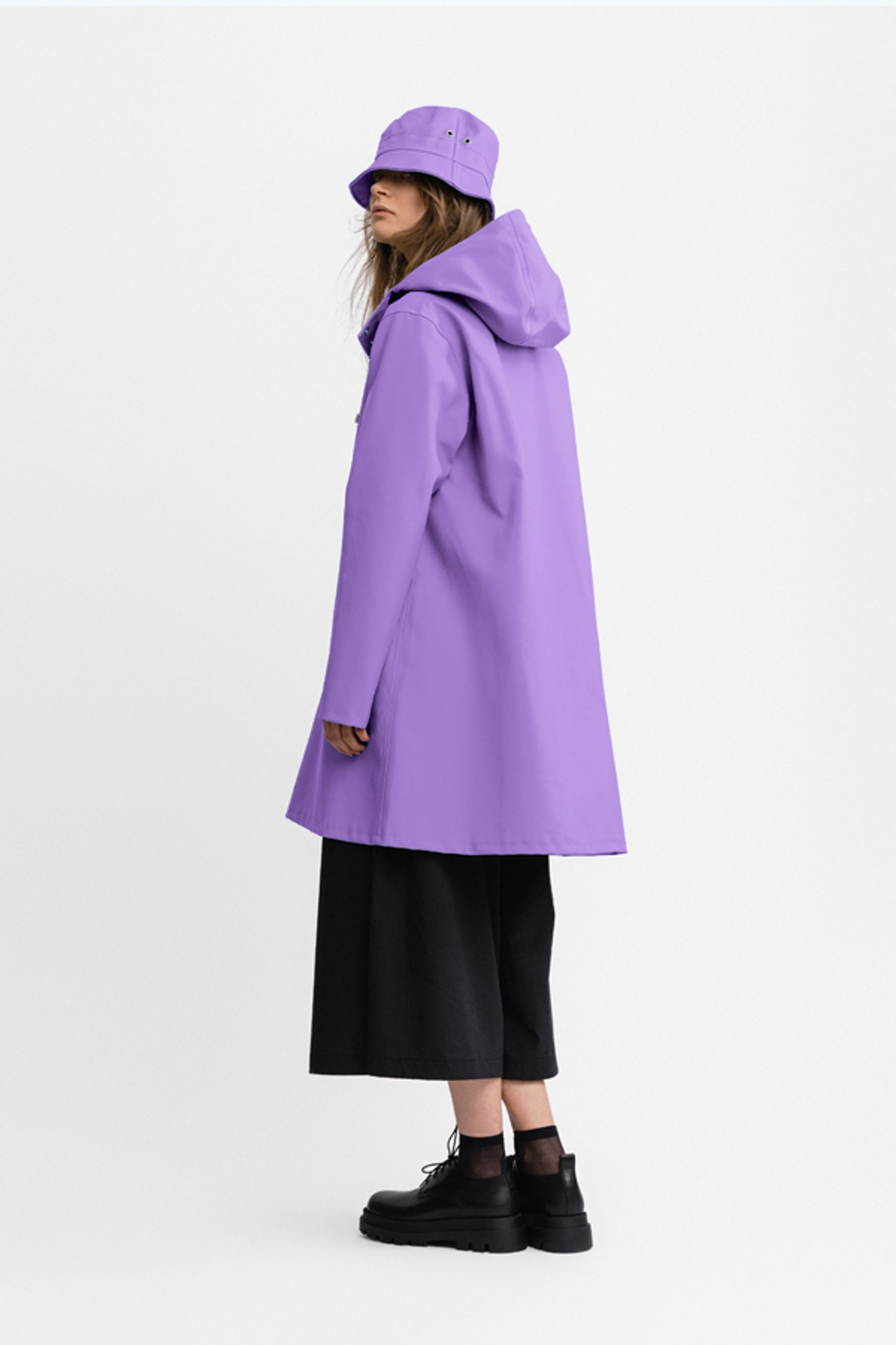 stutterheim mosebacke raincoat purple women jackets raincoats