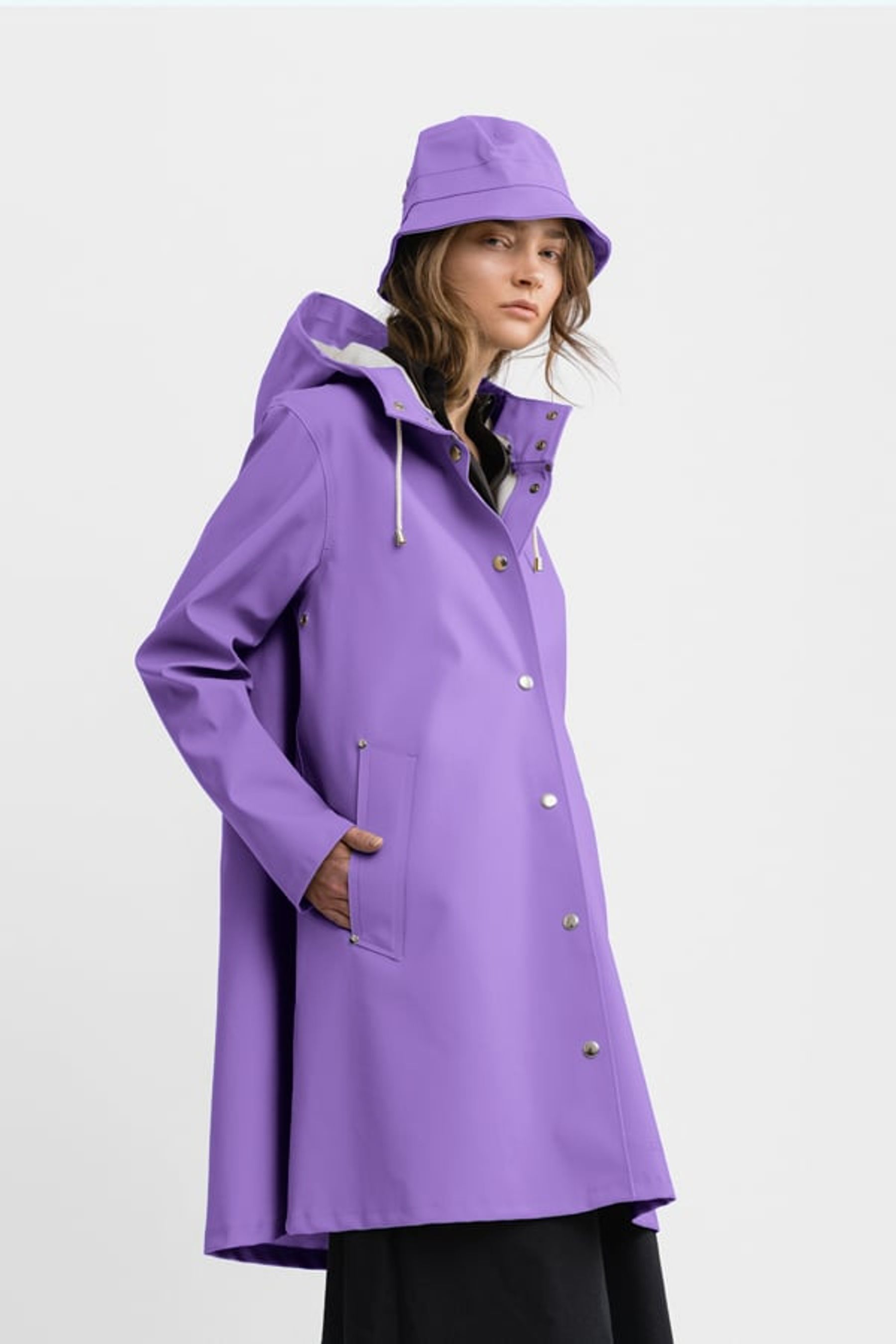 stutterheim mosebacke raincoat purple women jackets raincoats