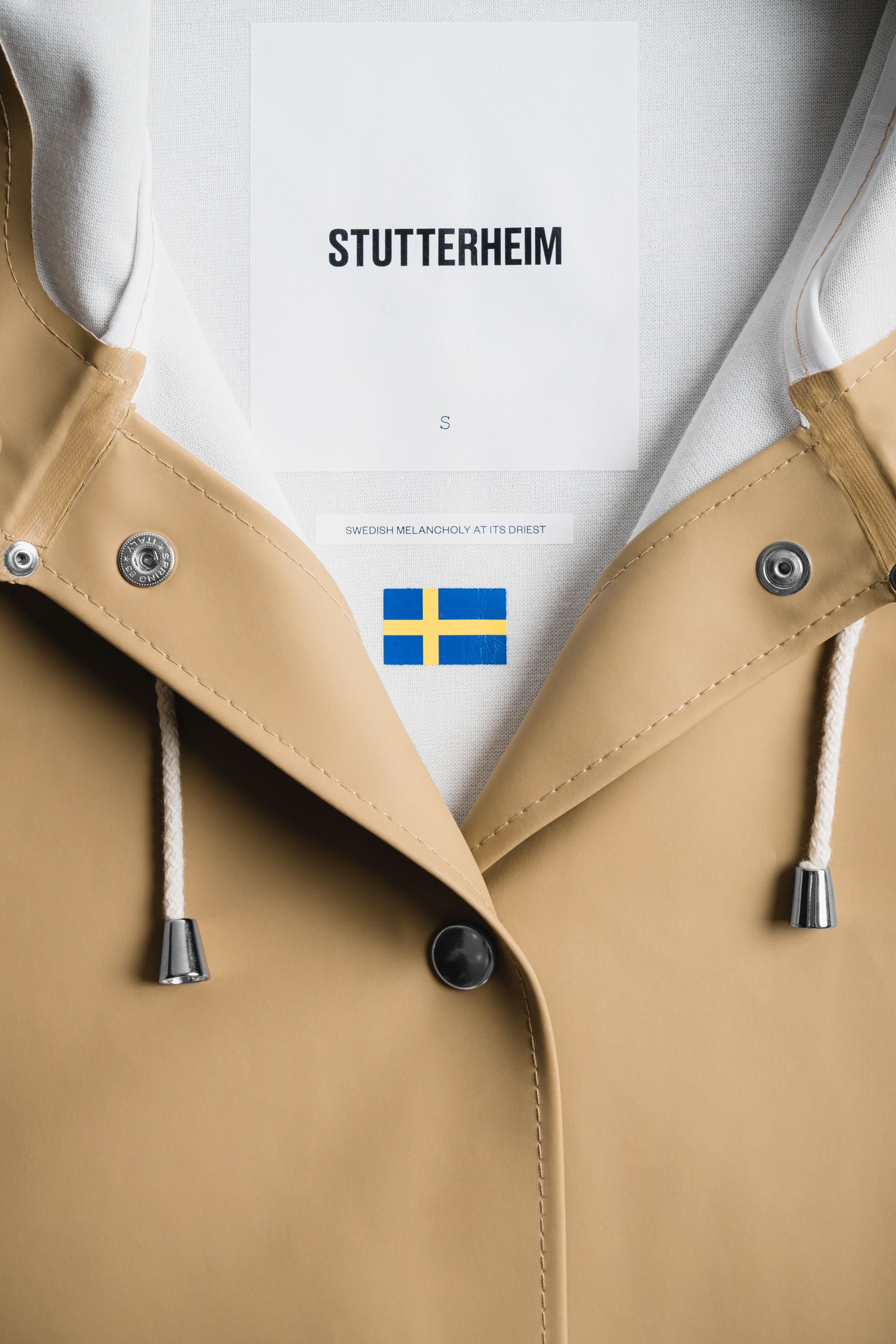 stutterheim mosebacke raincoat sand women jackets raincoats