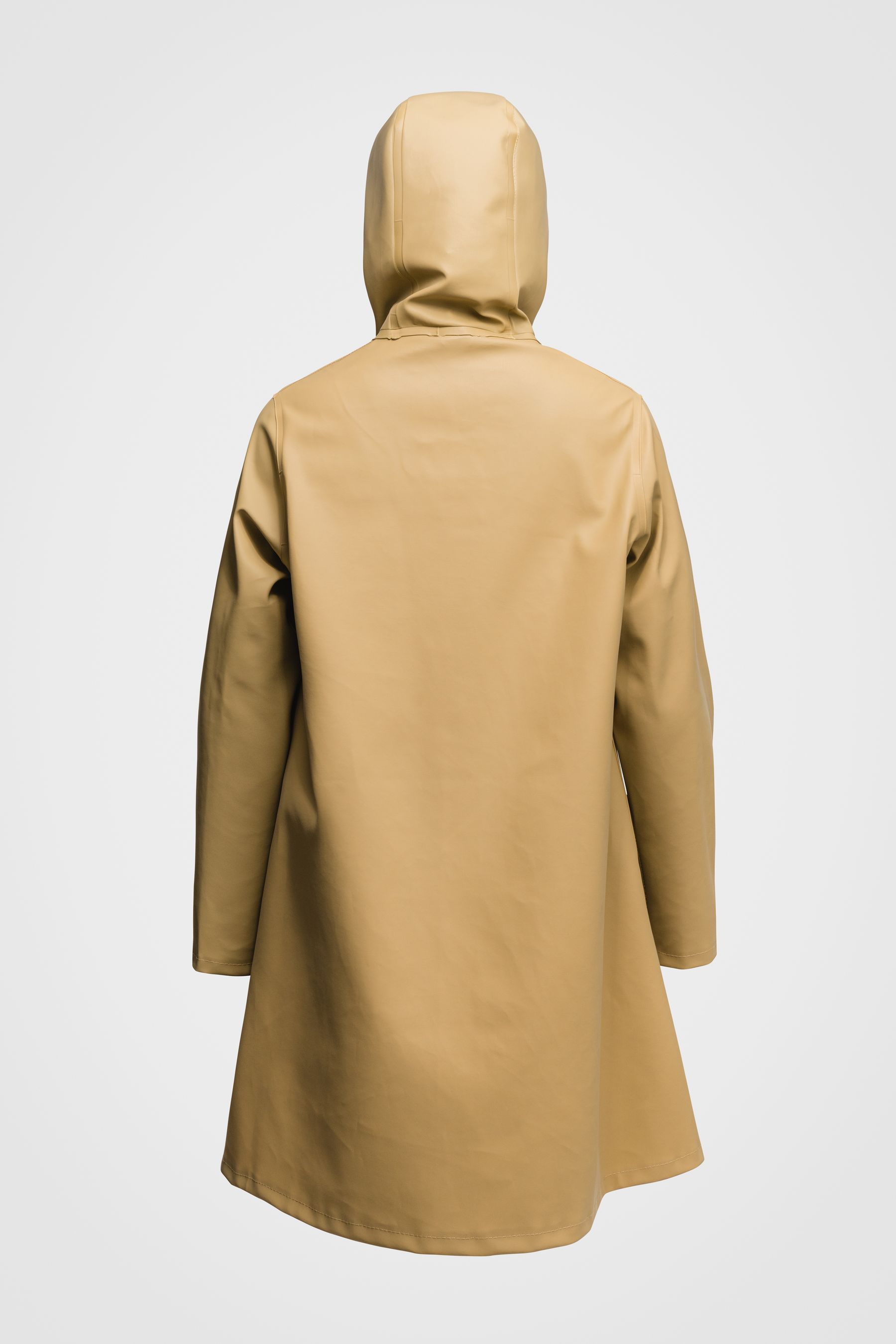 stutterheim mosebacke raincoat sand women jackets raincoats