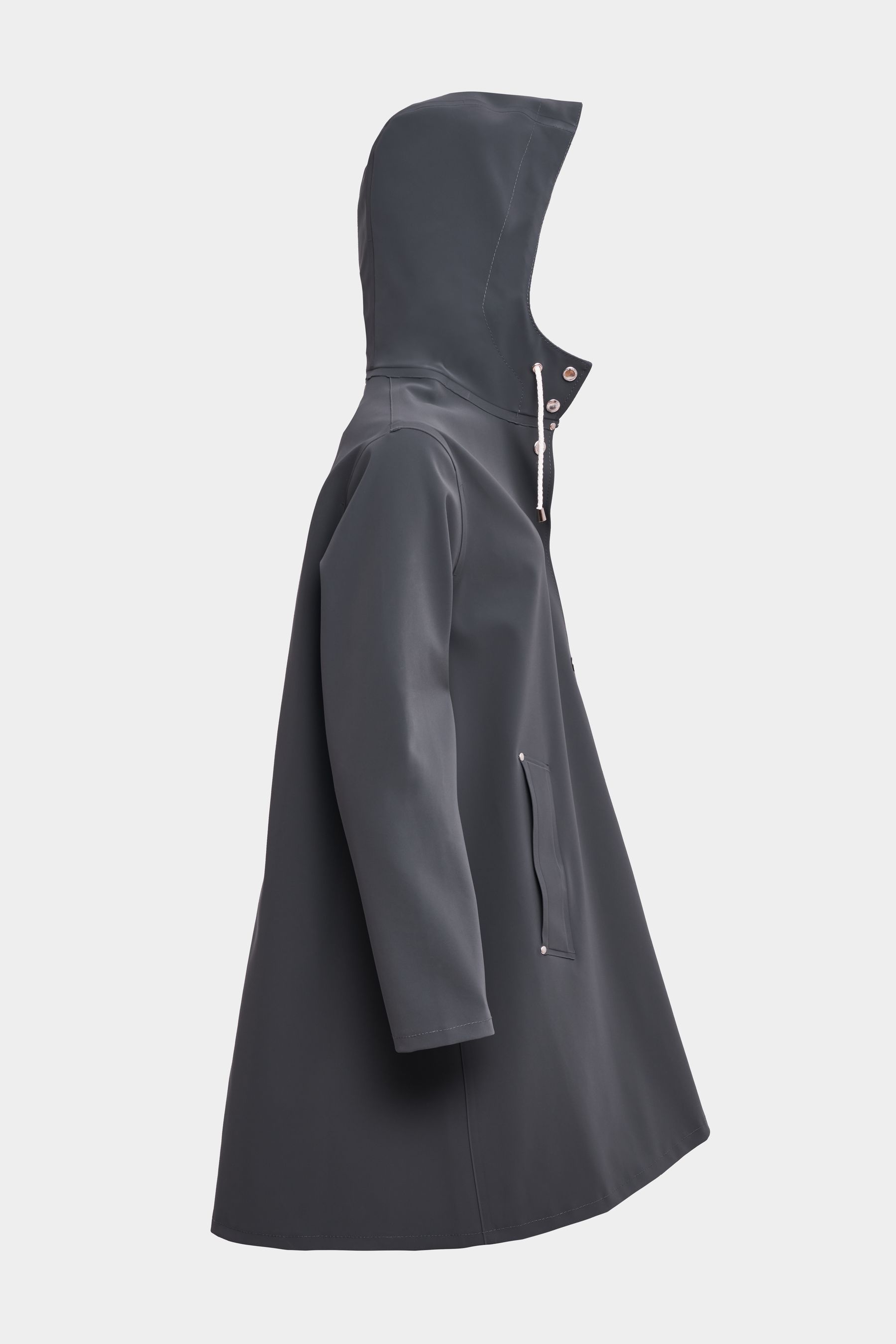 stutterheim mosebacke matte raincoat charcoal women jackets raincoats