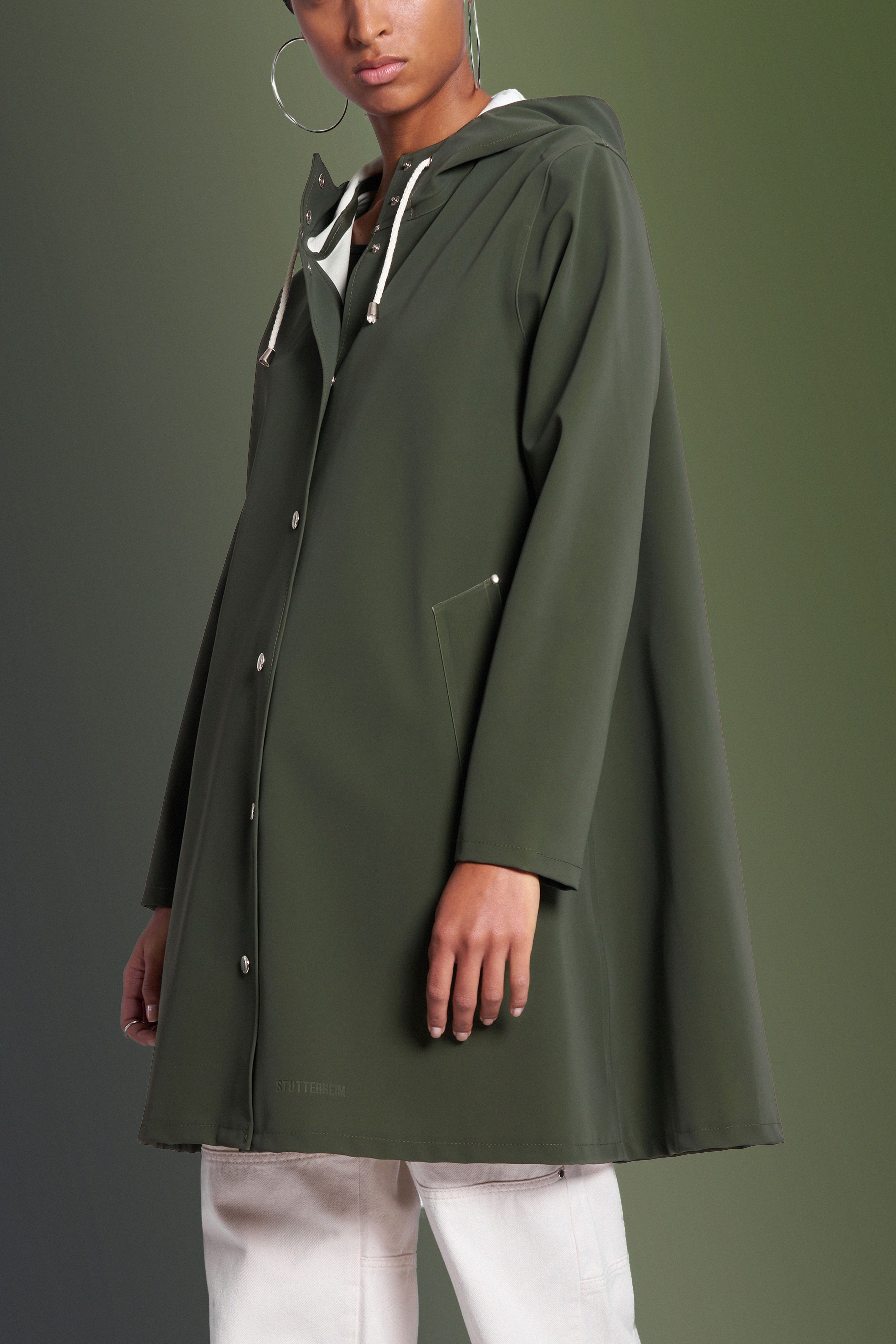 stutterheim mosebacke matte raincoat dark green women womens-autumn-pop-up-colours