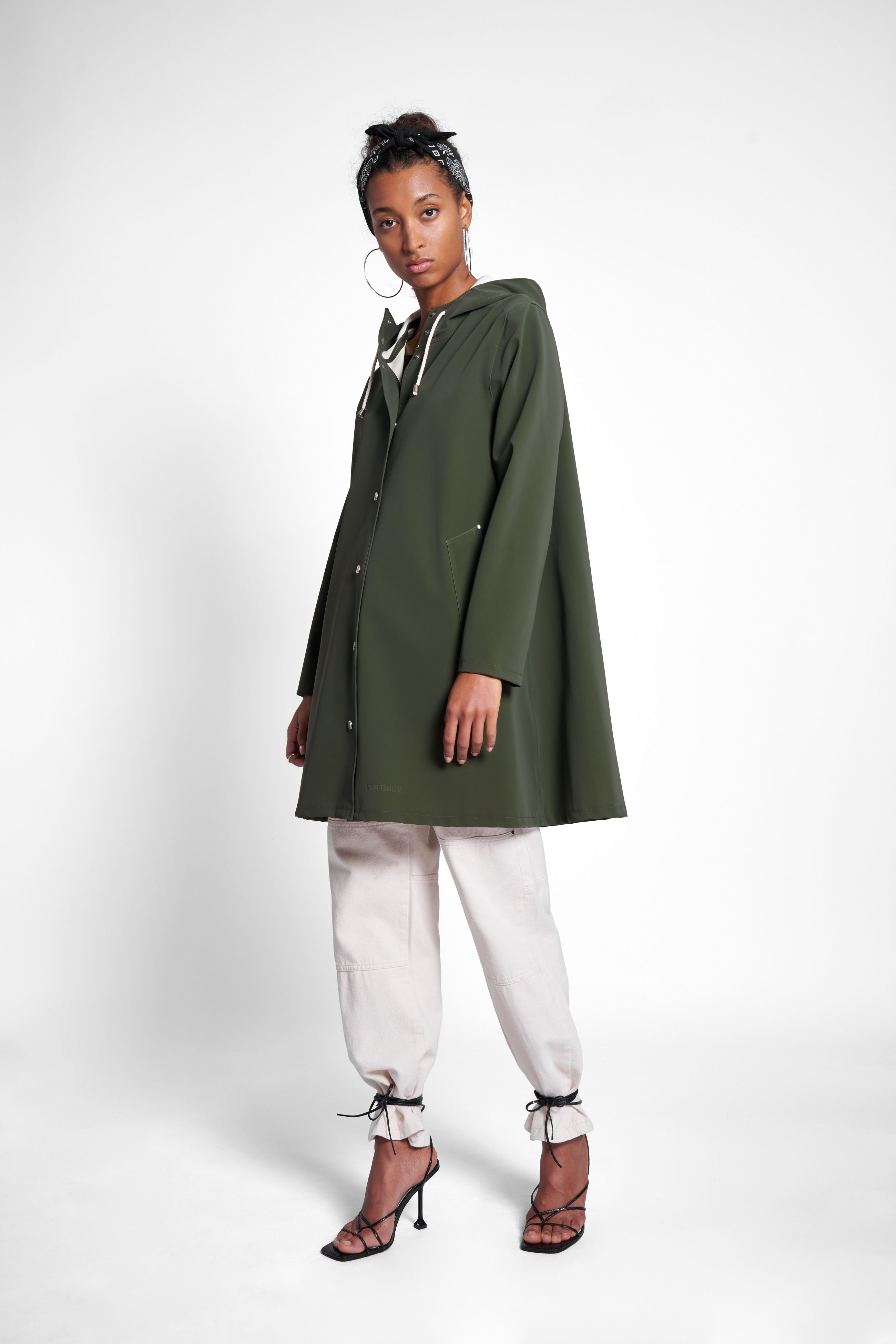 stutterheim mosebacke matte raincoat green women jackets raincoats