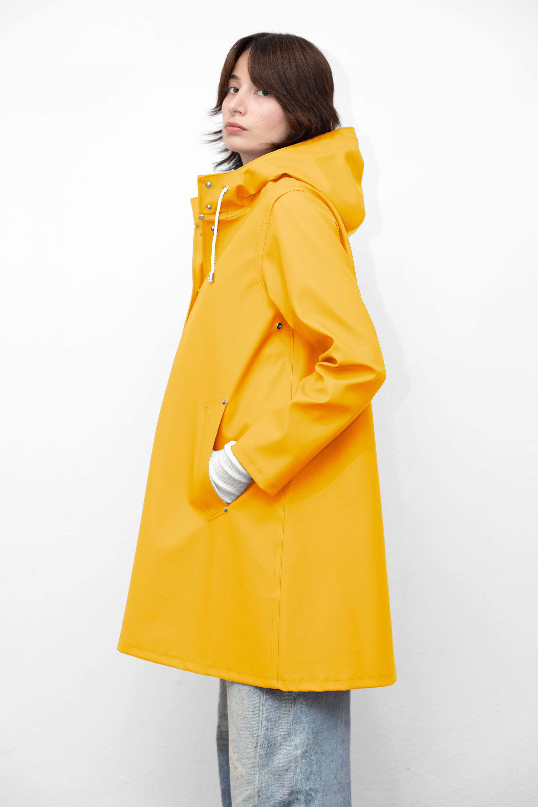 stutterheim mosebacke raincoat yellow women jackets