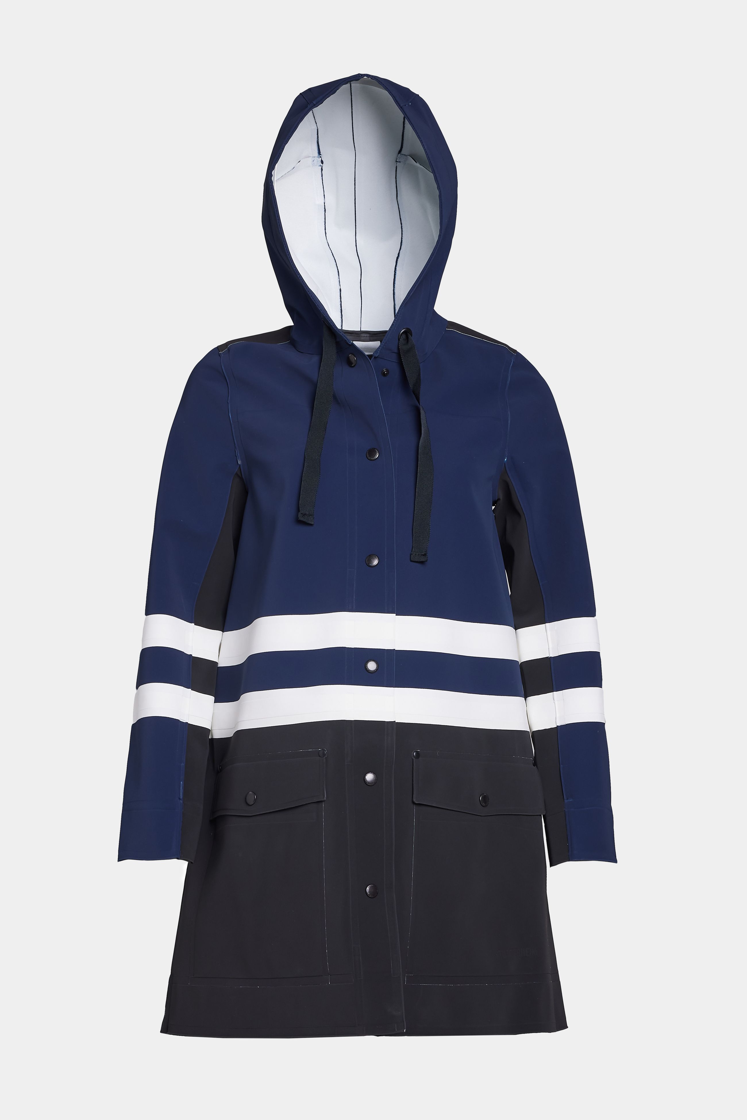 Stutterheim Nockeby Raincoat Black/navy/white
