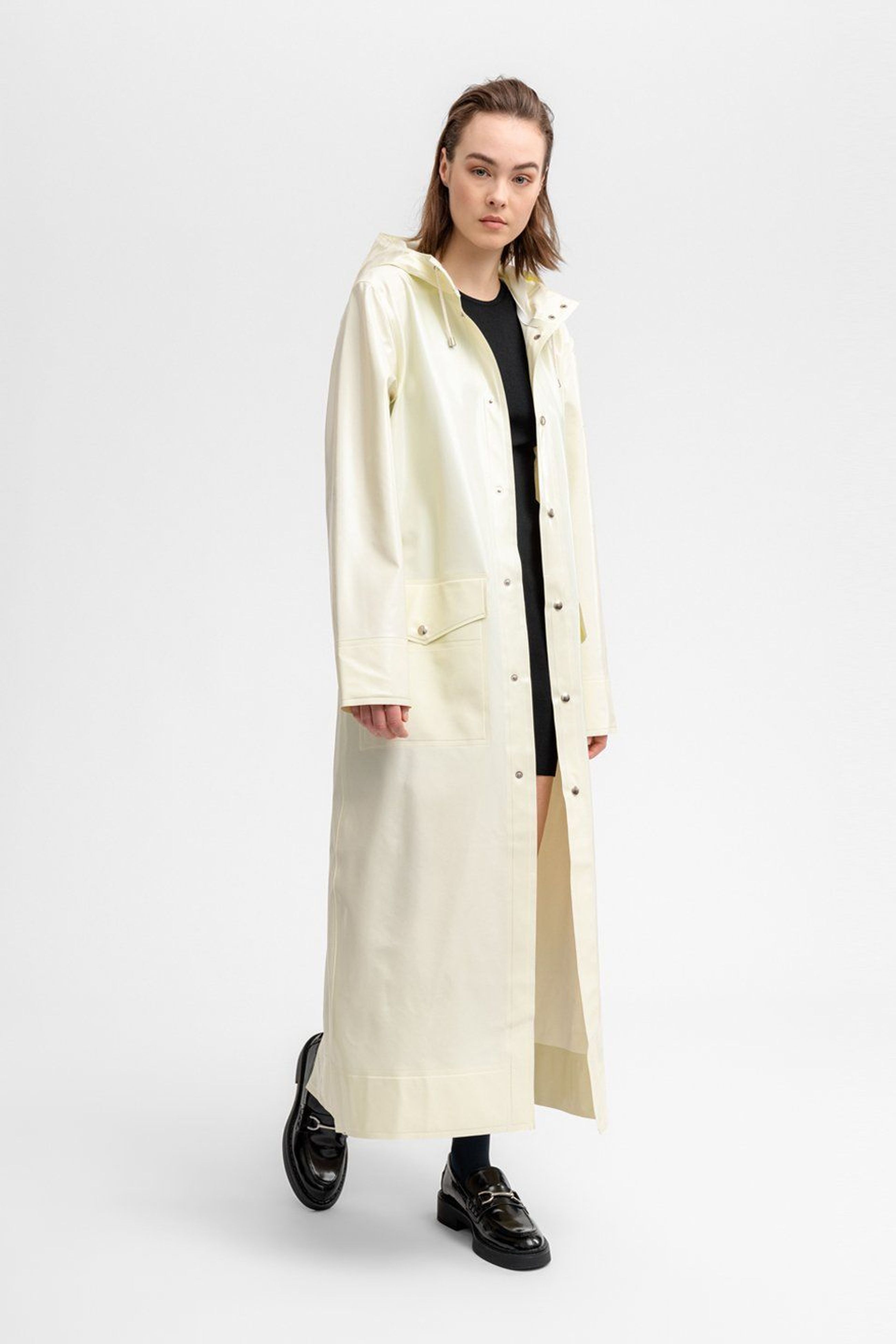 stutterheim nolby opal coconut women jackets raincoats