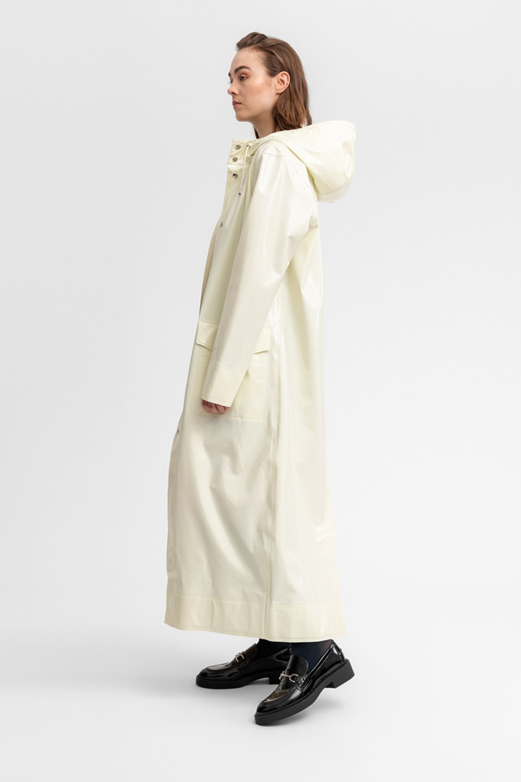 stutterheim nolby opal coconut women jackets raincoats