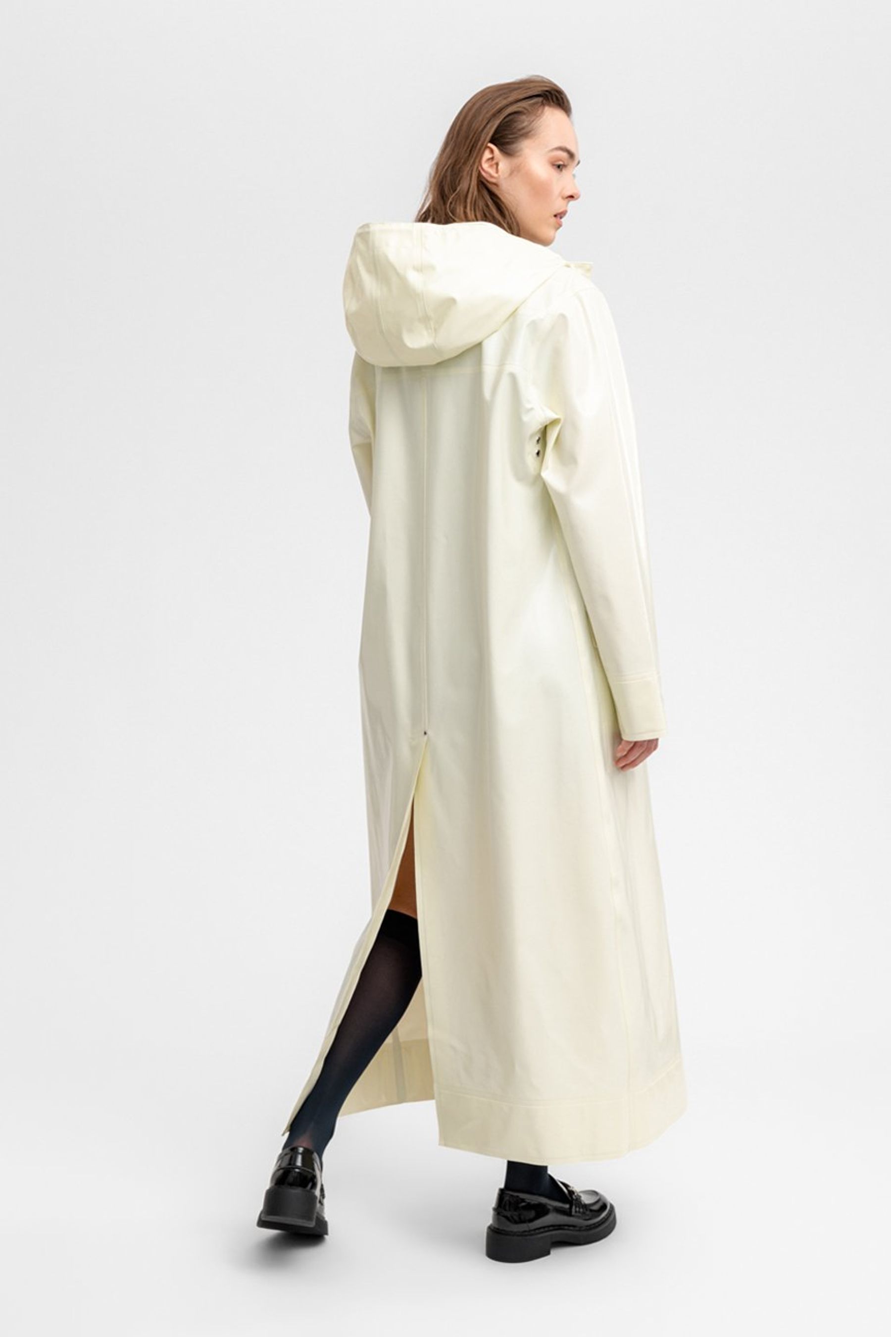 stutterheim nolby opal coconut women jackets raincoats