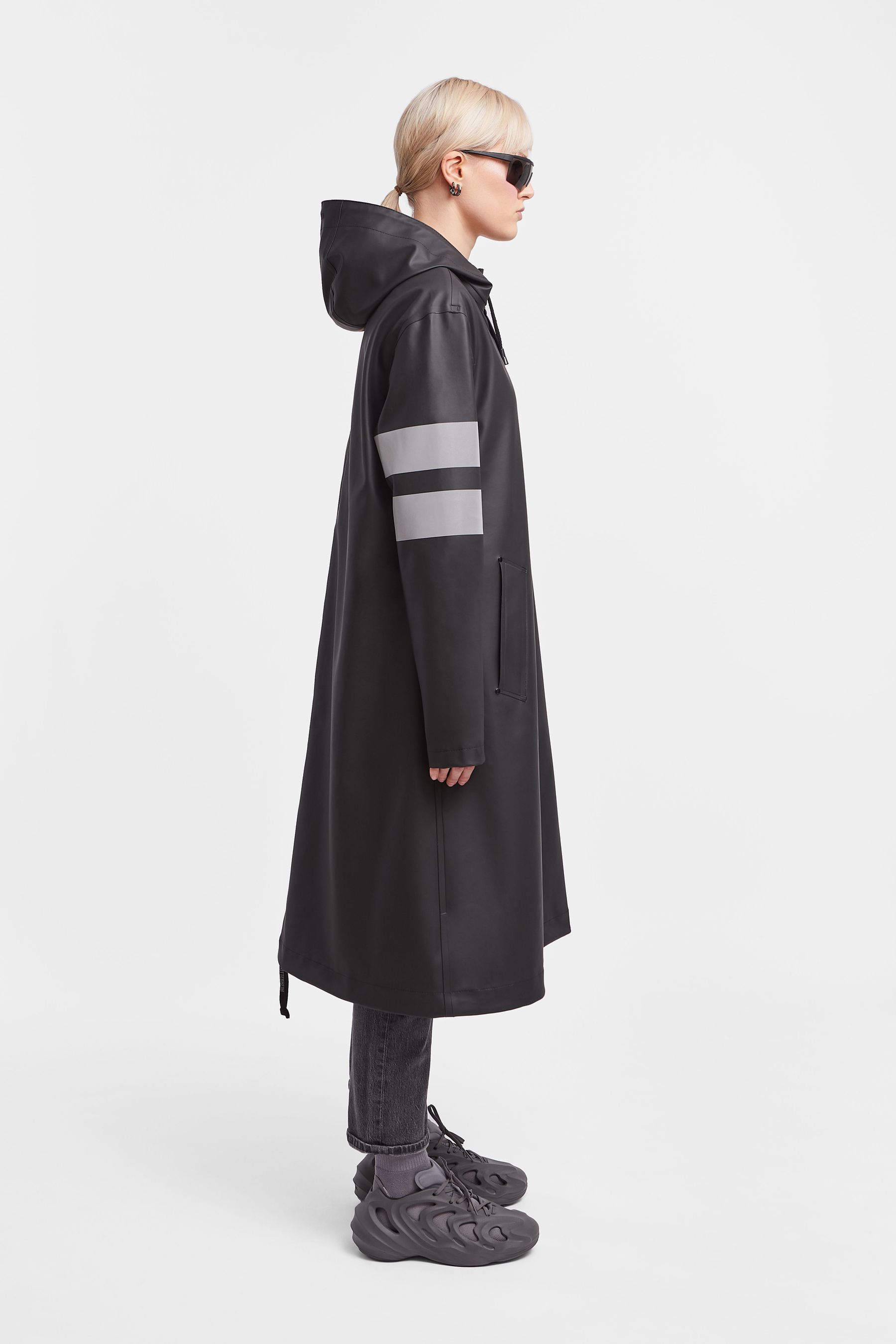 stutterheim norrbro bike raincoat black women jackets raincoats