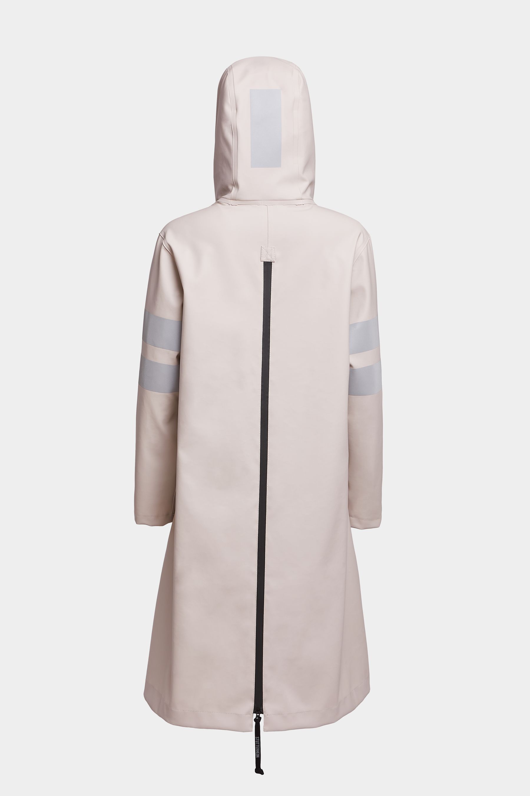 stutterheim norrbro bike raincoat light sand women jackets raincoats