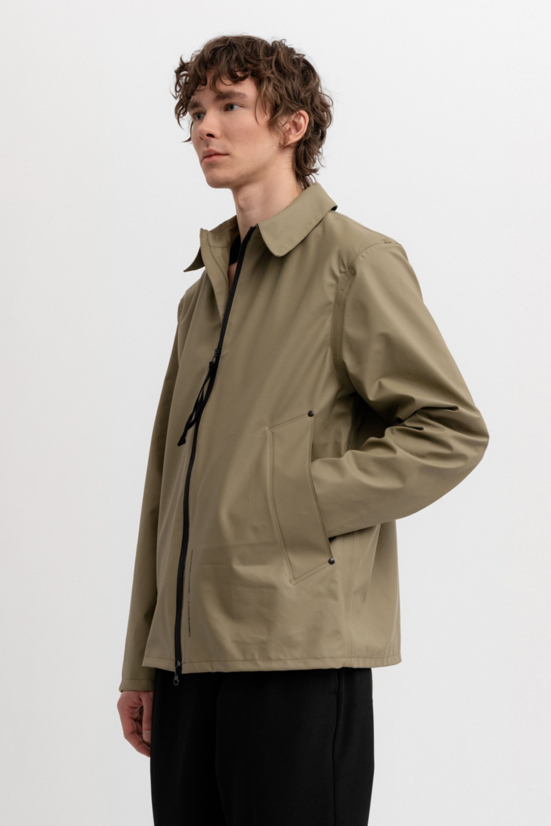 stutterheim notting hill lightweight overshirt aloe men jackets overshirts