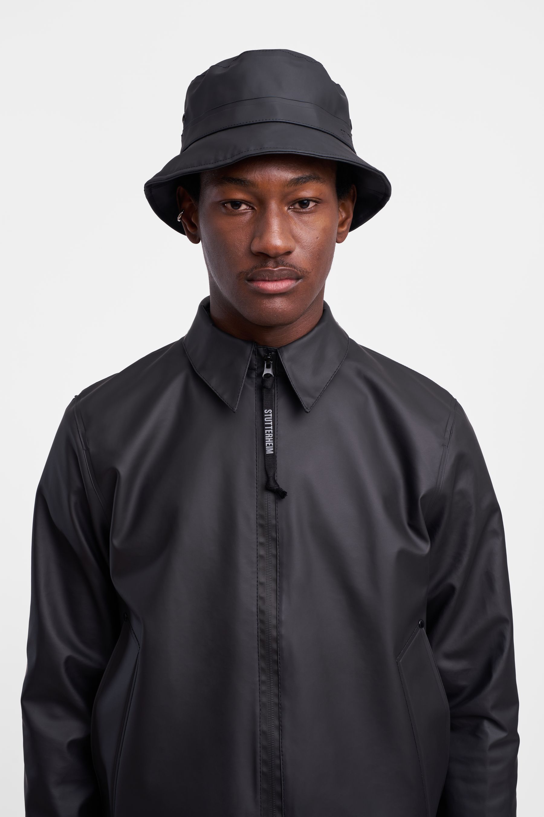 stutterheim notting hill lightweight overshirt black men jackets overshirts