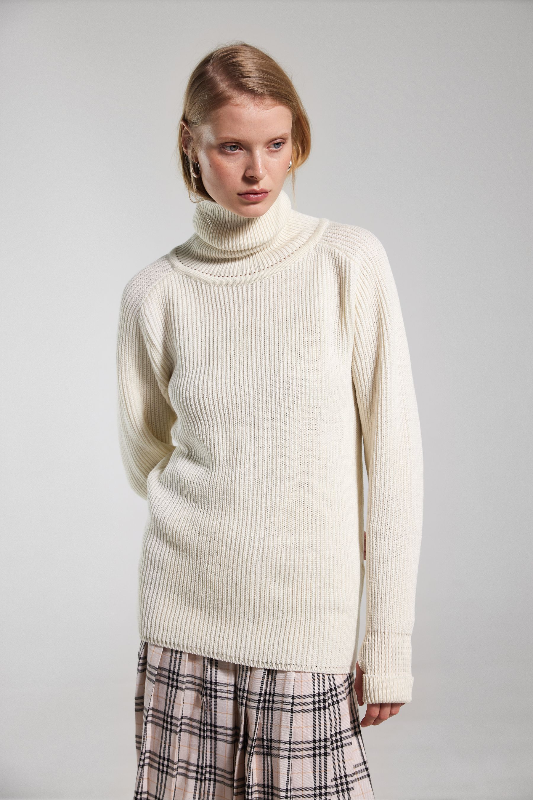 stutterheim original roller sweater off-white women knitwear