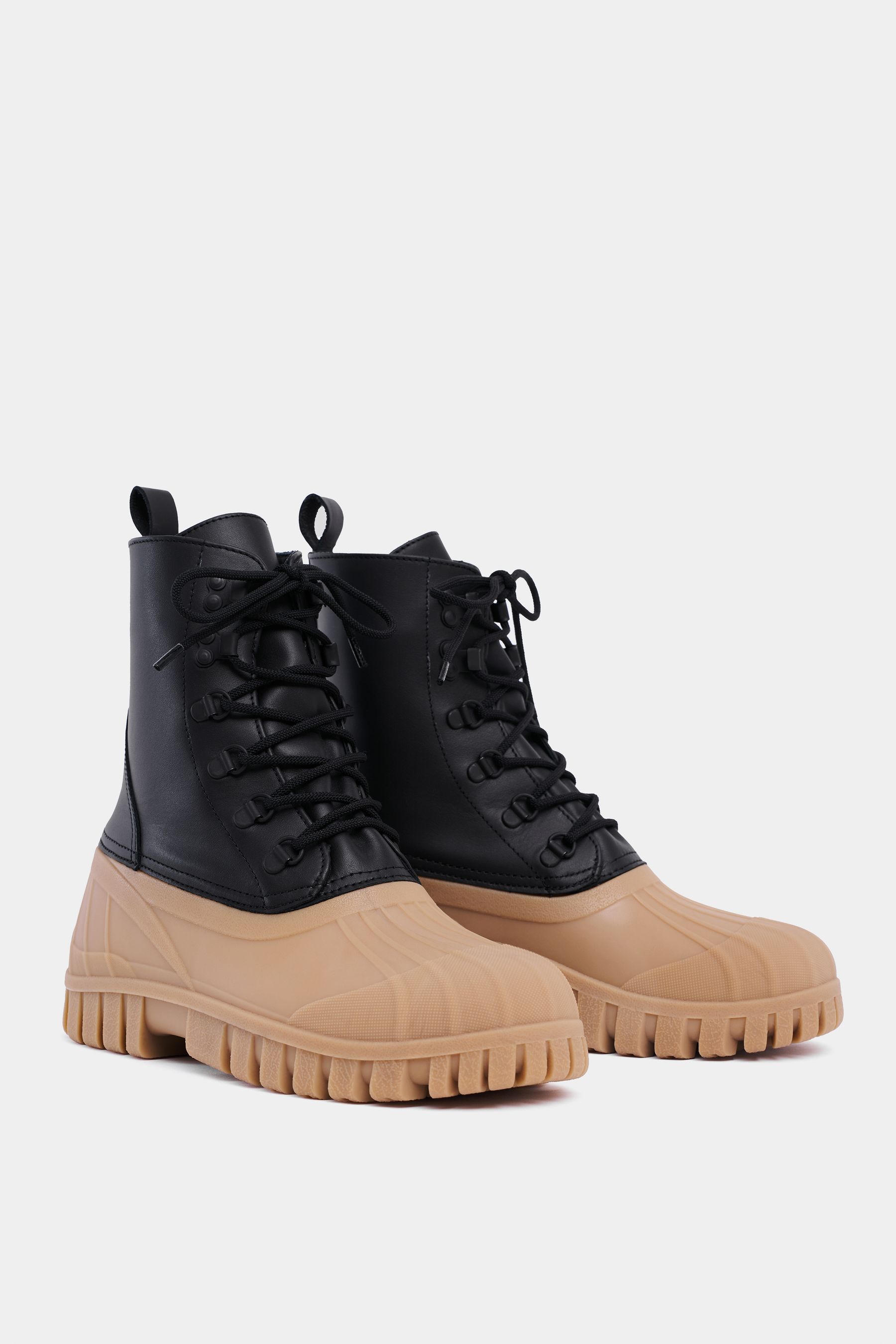 stutterheim patrol boot leather black/fudge footwear leather-boots